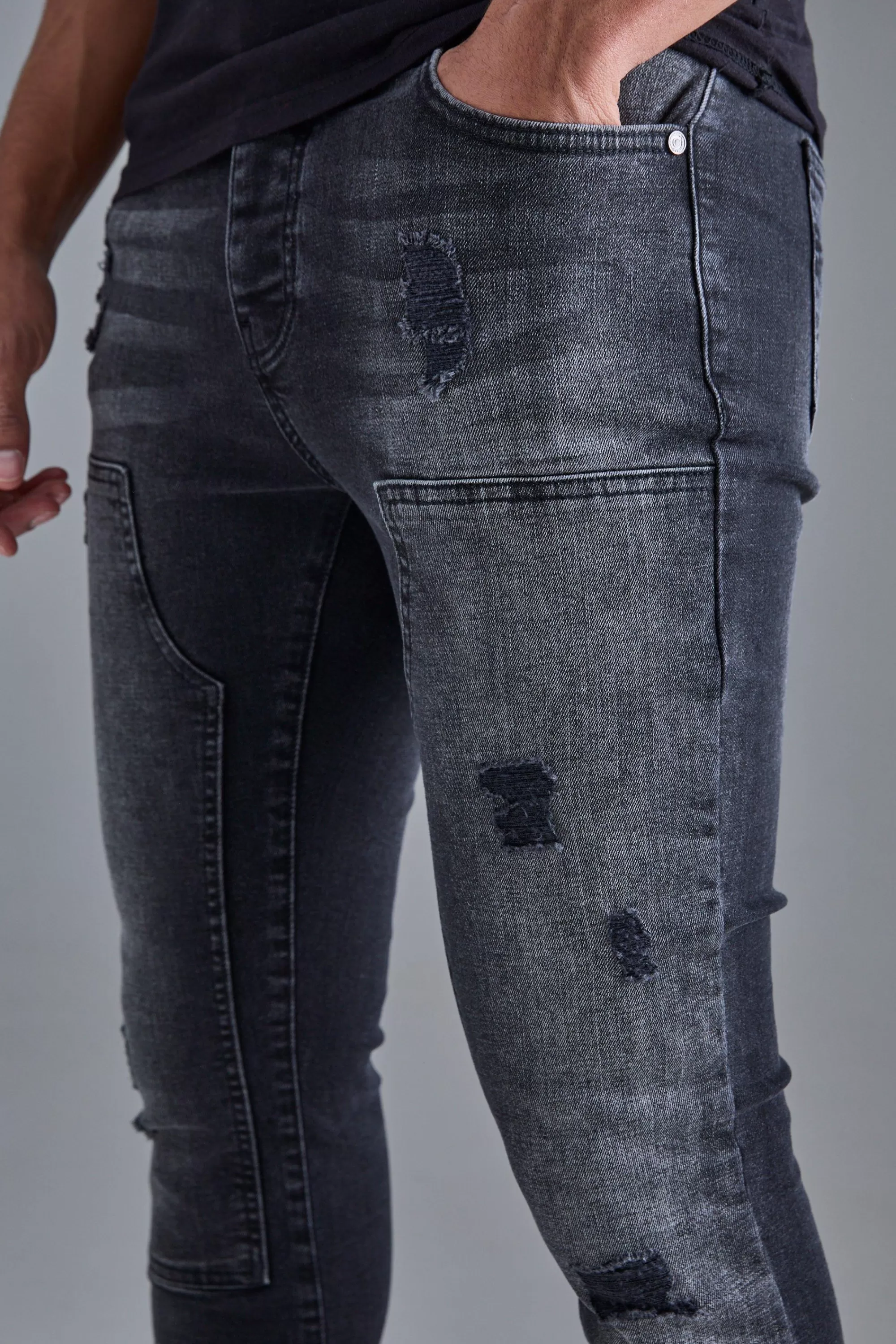 boohooMAN Skinny Stretch Stacked Ripped Carpenter Zip Hem Jeans In | UK