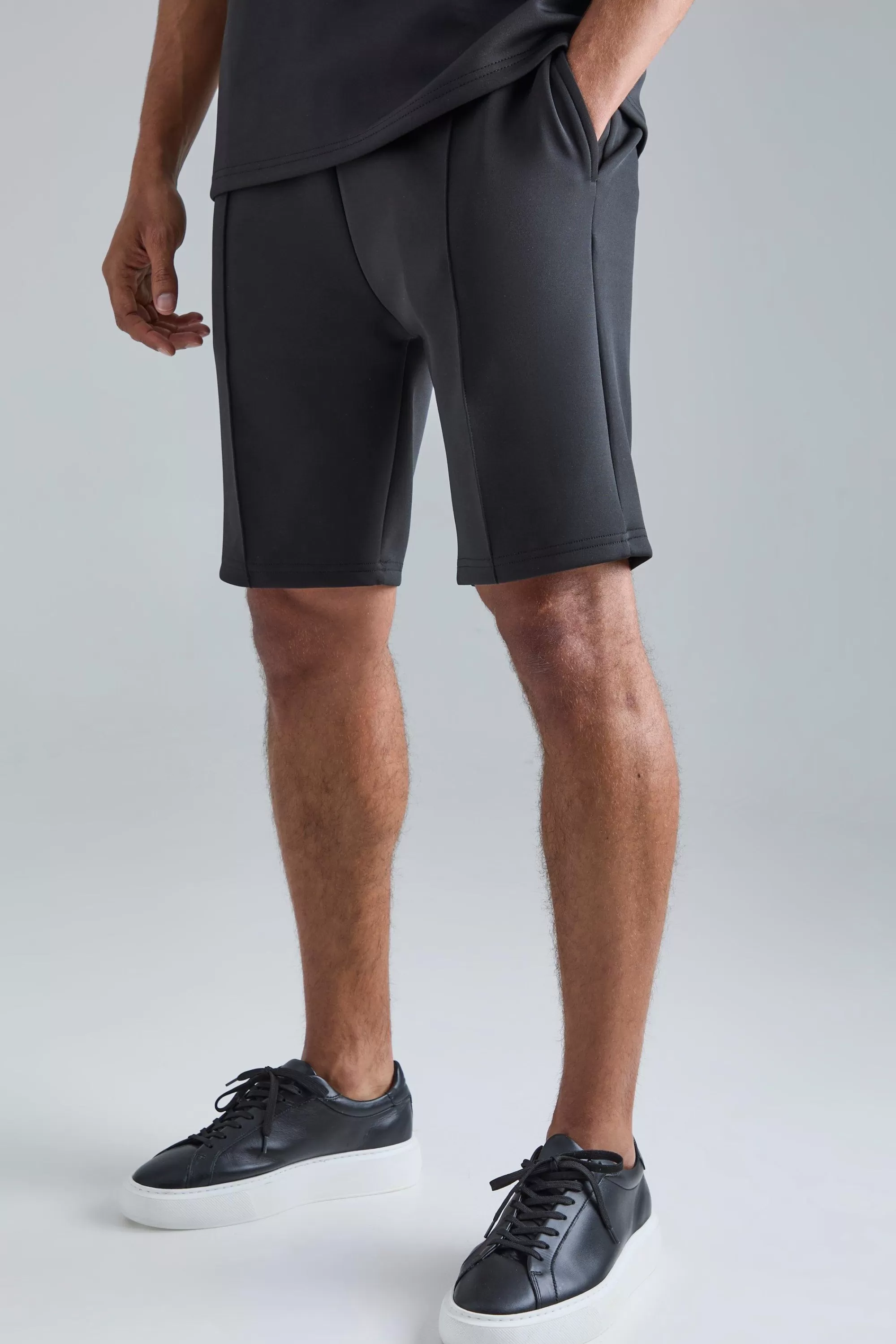 boohooMAN Slim Fit Pintuck Scuba Short | UK