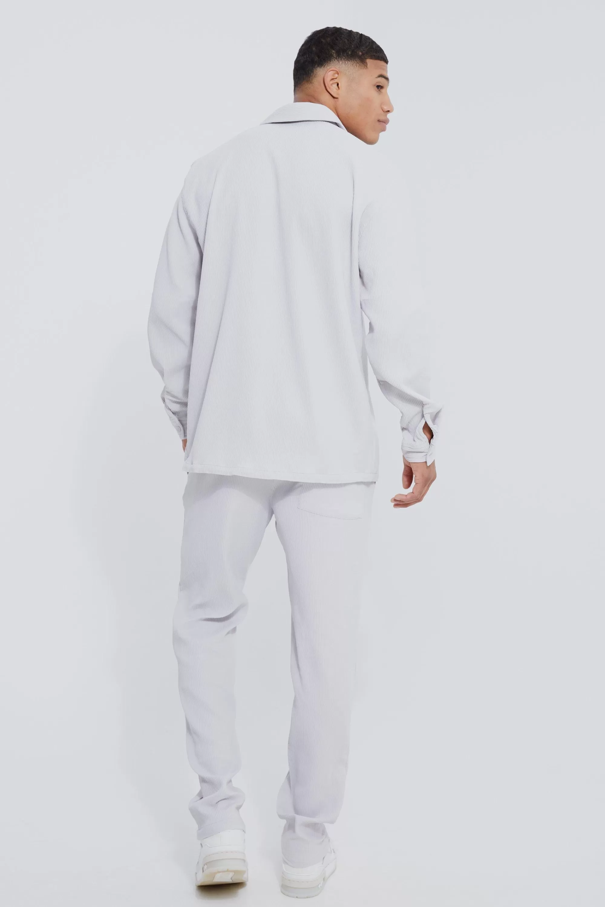 boohooMAN Slim Pleated Trouser | UK