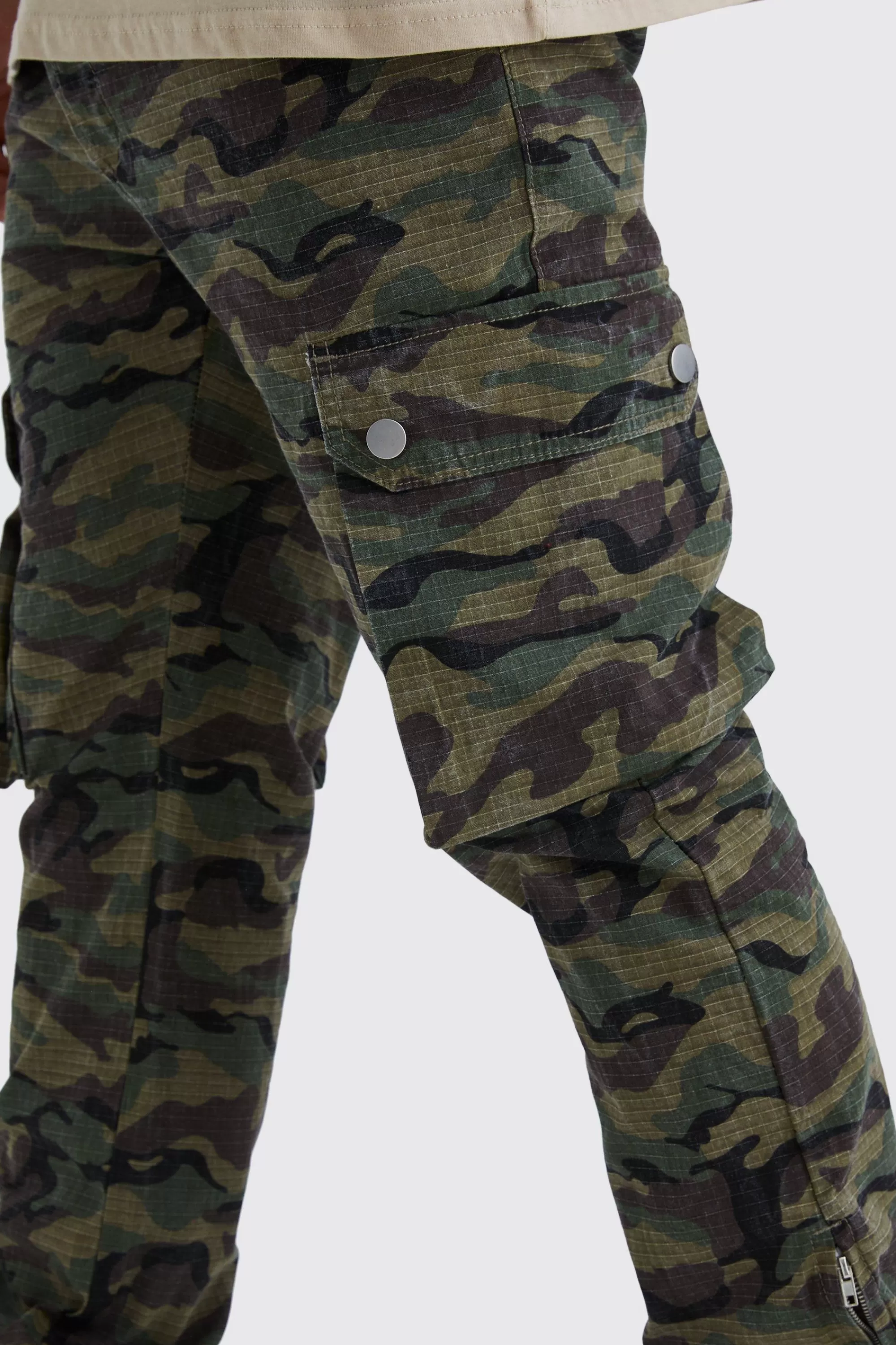 boohooMAN Slim Stacked Zip Gusset Cargo Camo Ripstop Trouser | UK