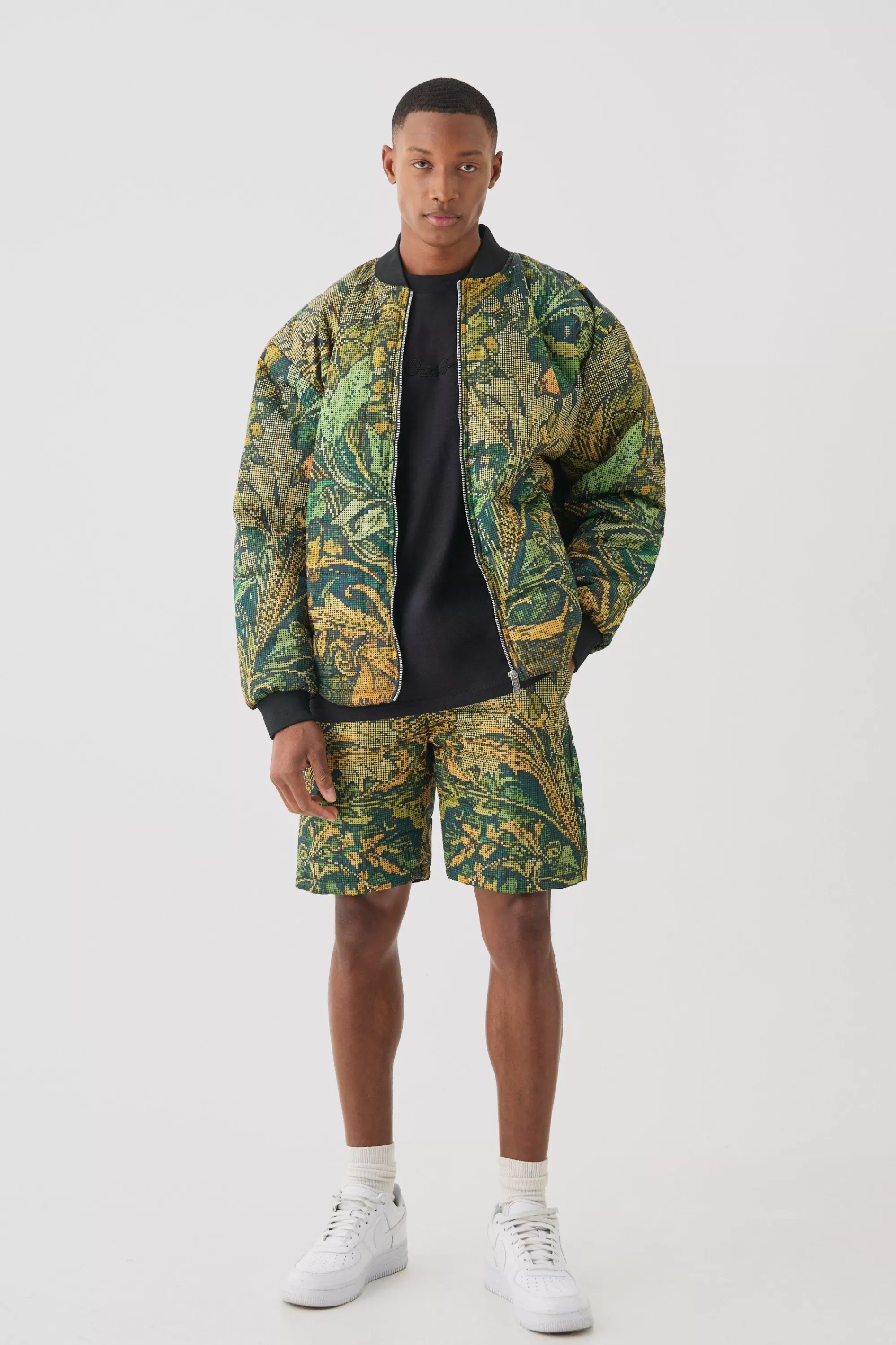 boohooMAN Square Quilted Tapestry Short & Bomber Jacket Set | UK