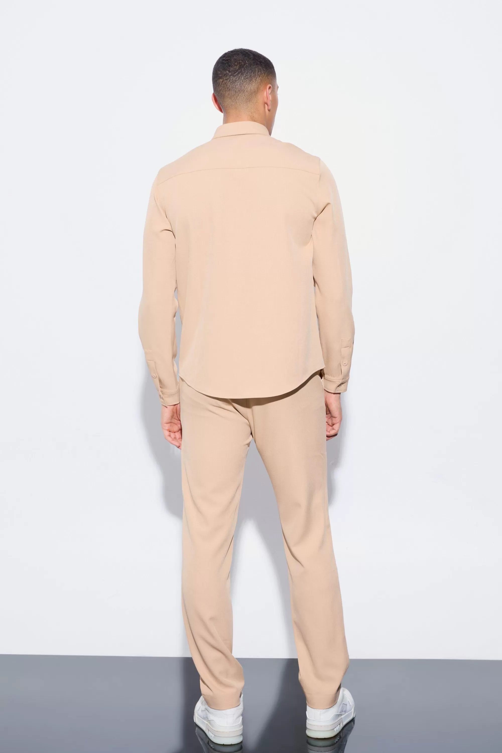 boohooMAN Straight Fixed Waist Tailored Trouser | UK