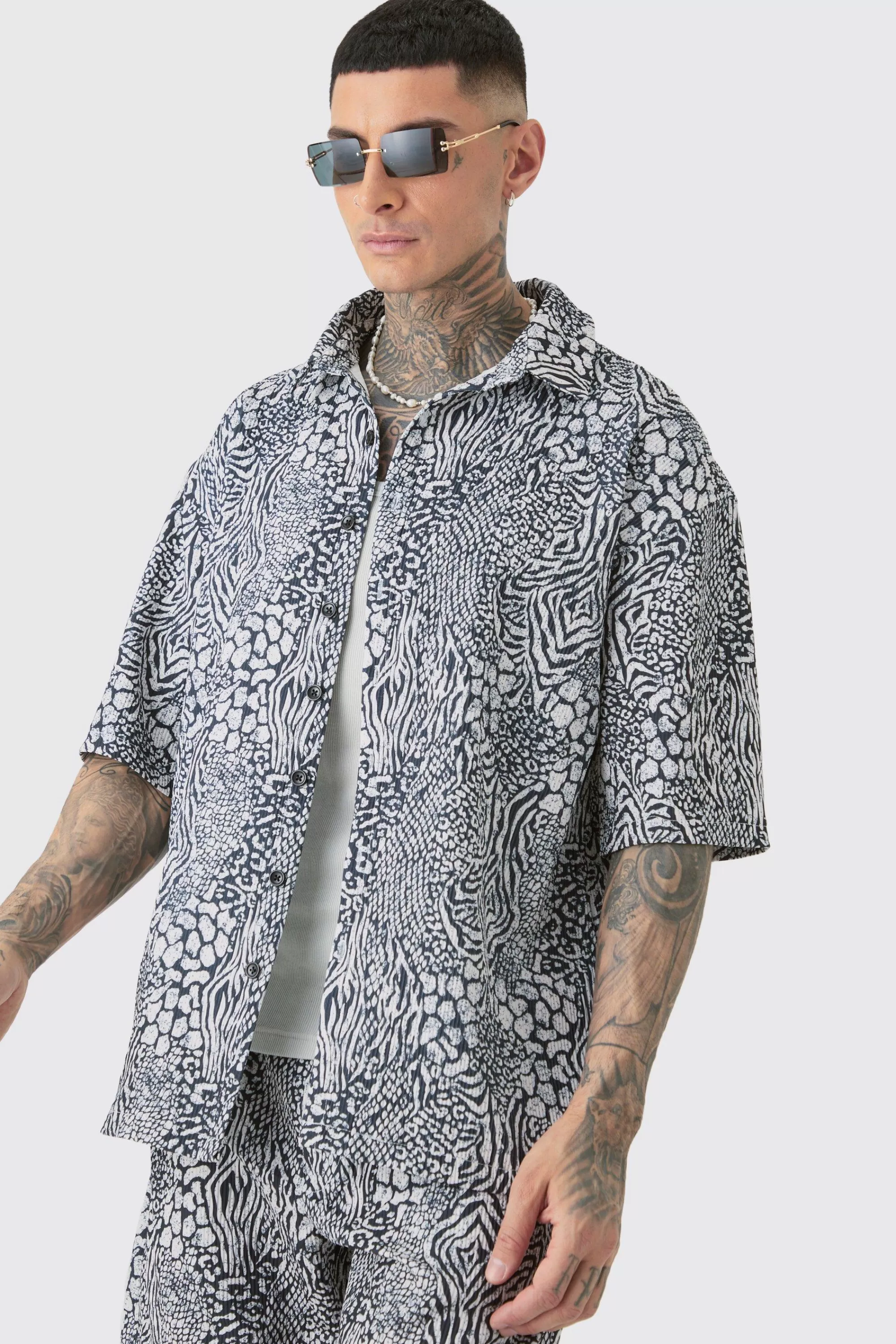 boohooMAN Tall Animal Printed Oversized Short Sleeve Pleated Shirt & Short Set | UK
