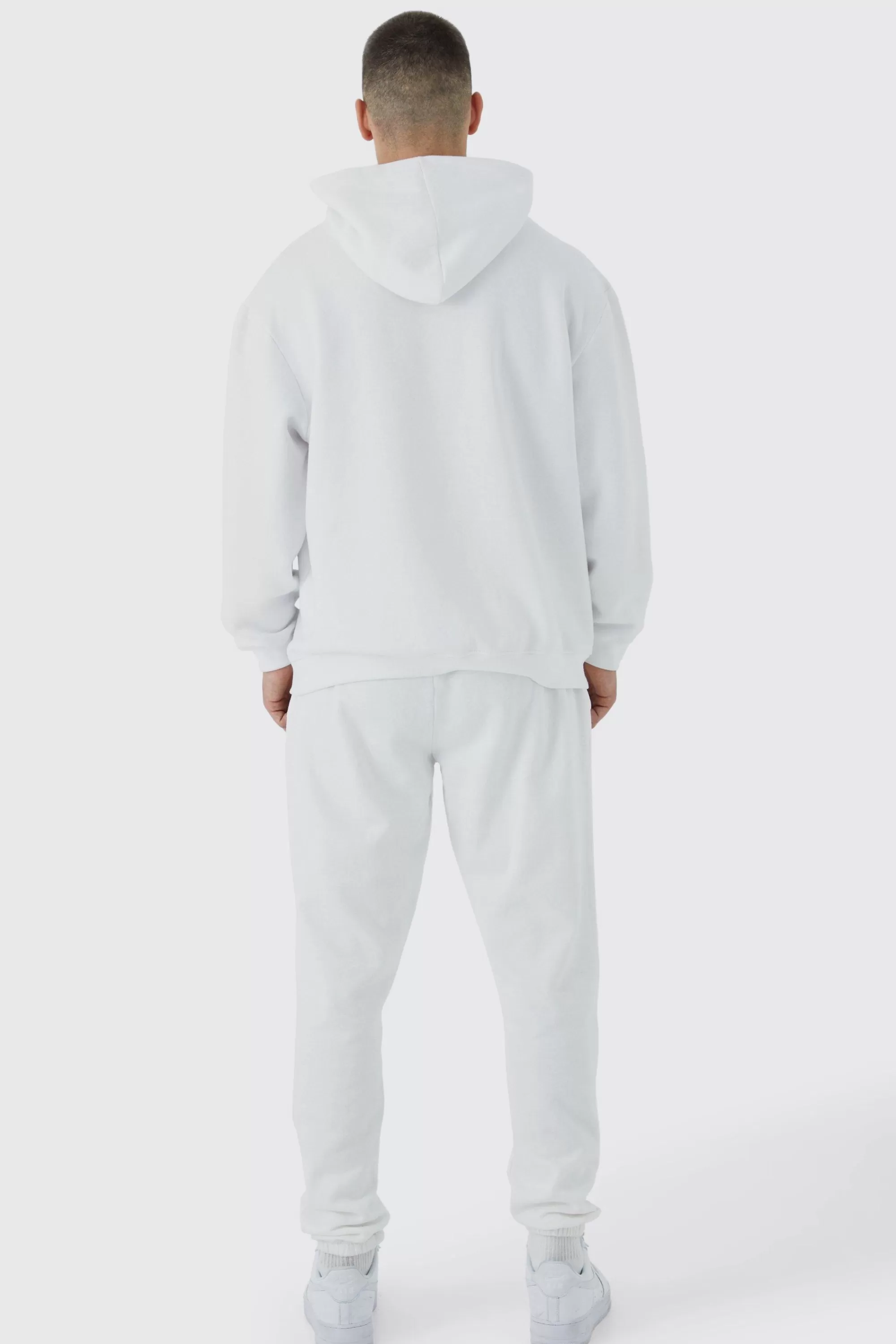 boohooMAN Tall Core Fit Basic Jogger | UK