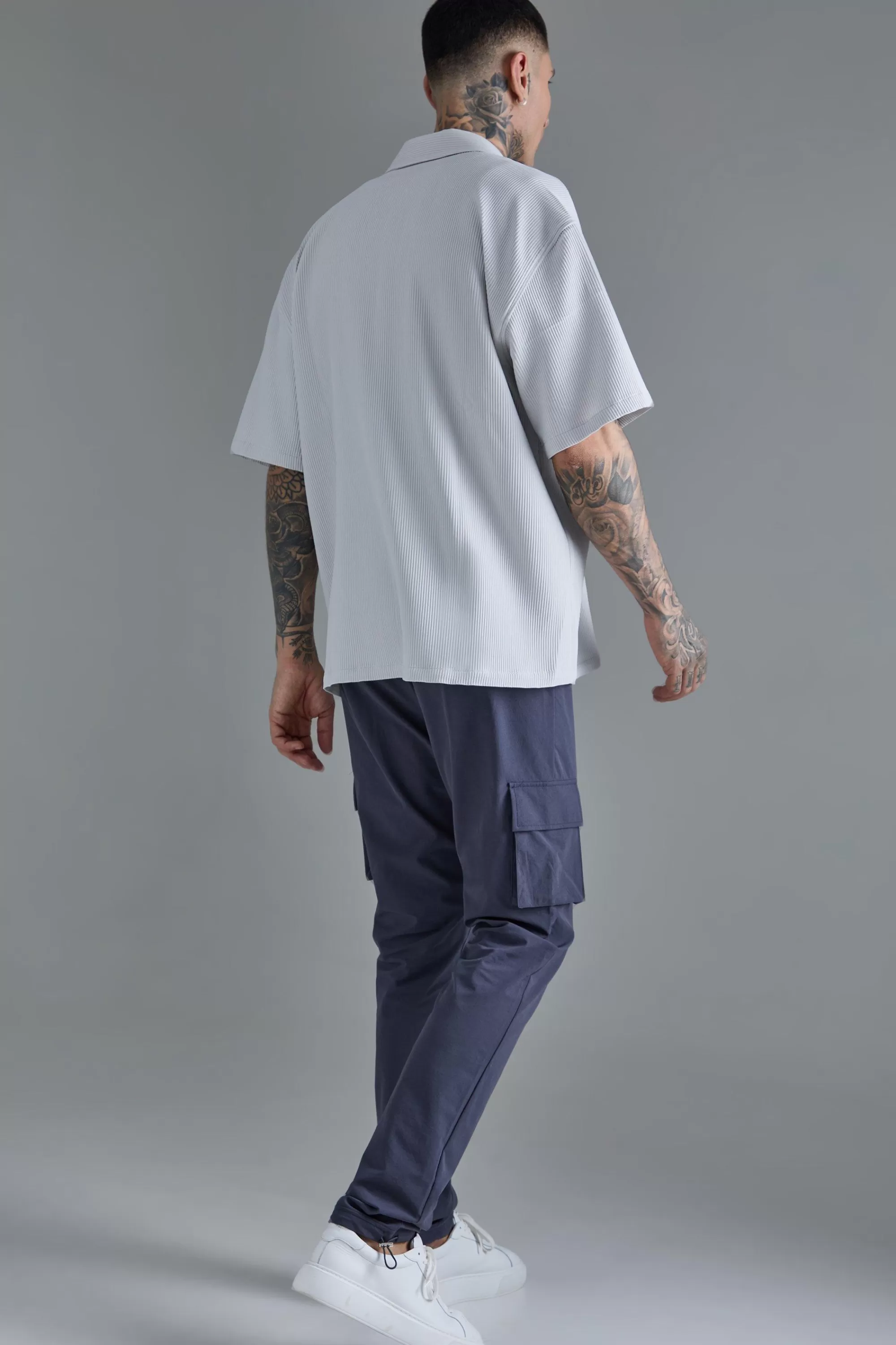 boohooMAN Tall Elasticated Lightweight Technical Stretch Skinny Cargo Trouser | UK
