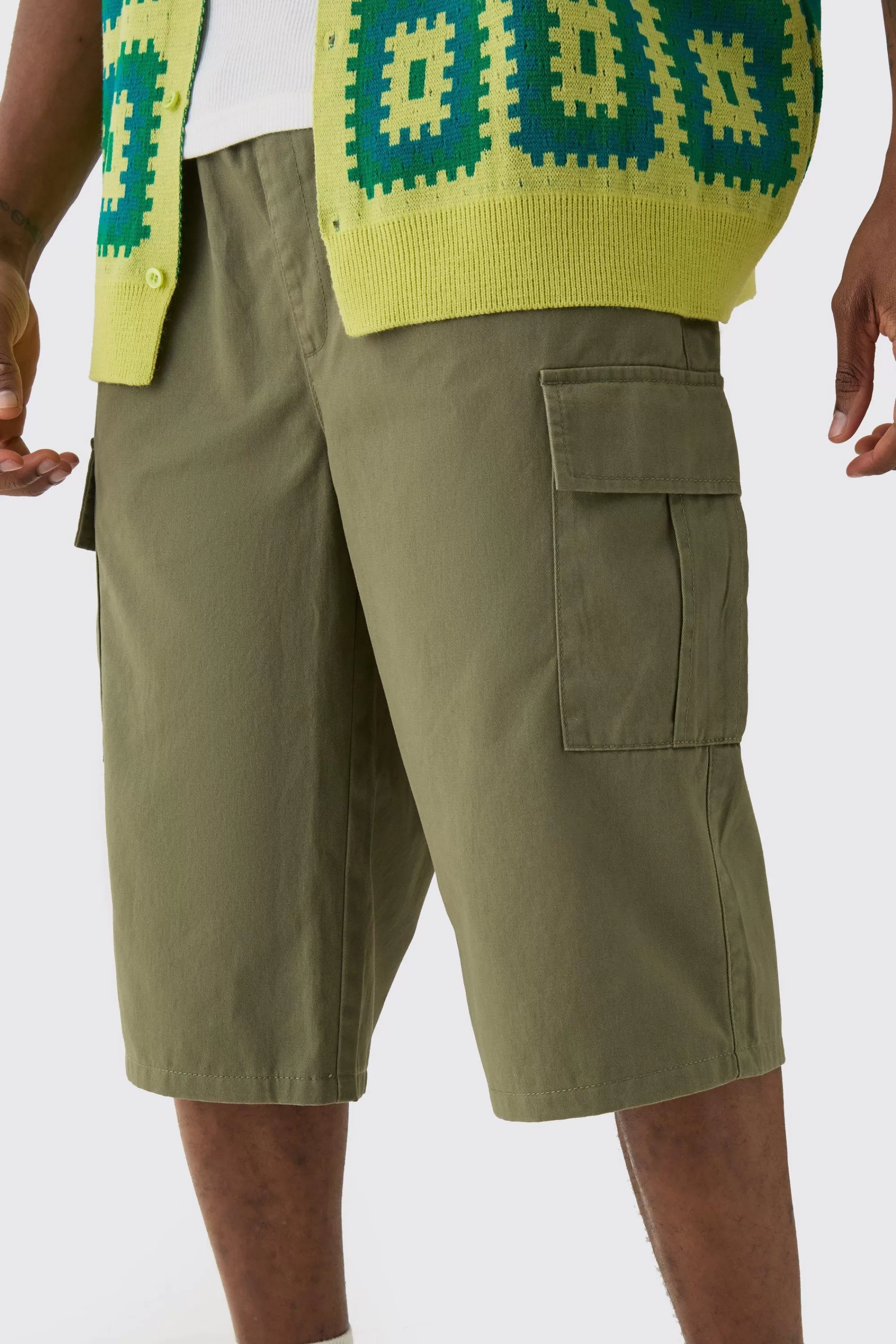 boohooMAN Tall Elasticated Waist Relaxed Fit Cargo Jorts | UK