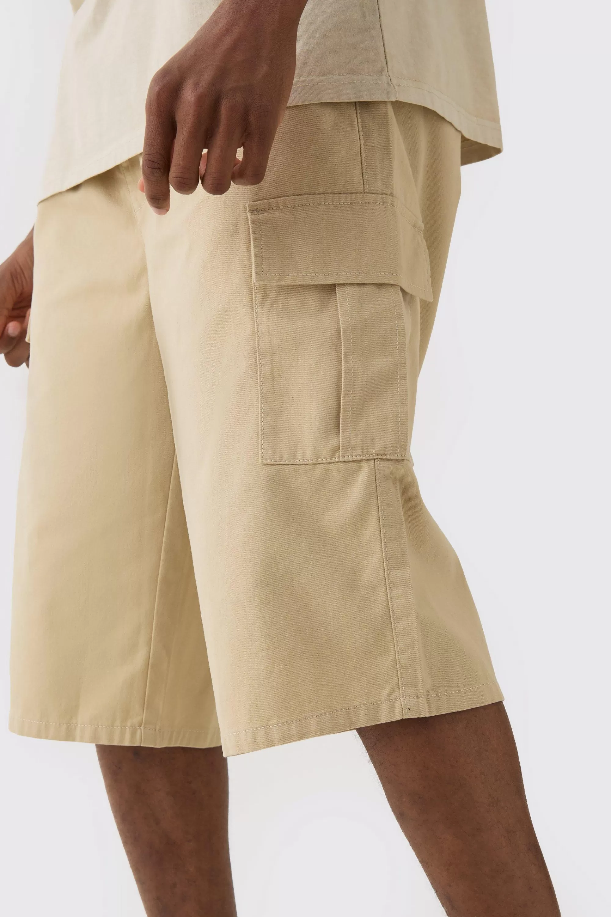 boohooMAN Tall Elasticated Waist Relaxed Fit Cargo Jorts | UK