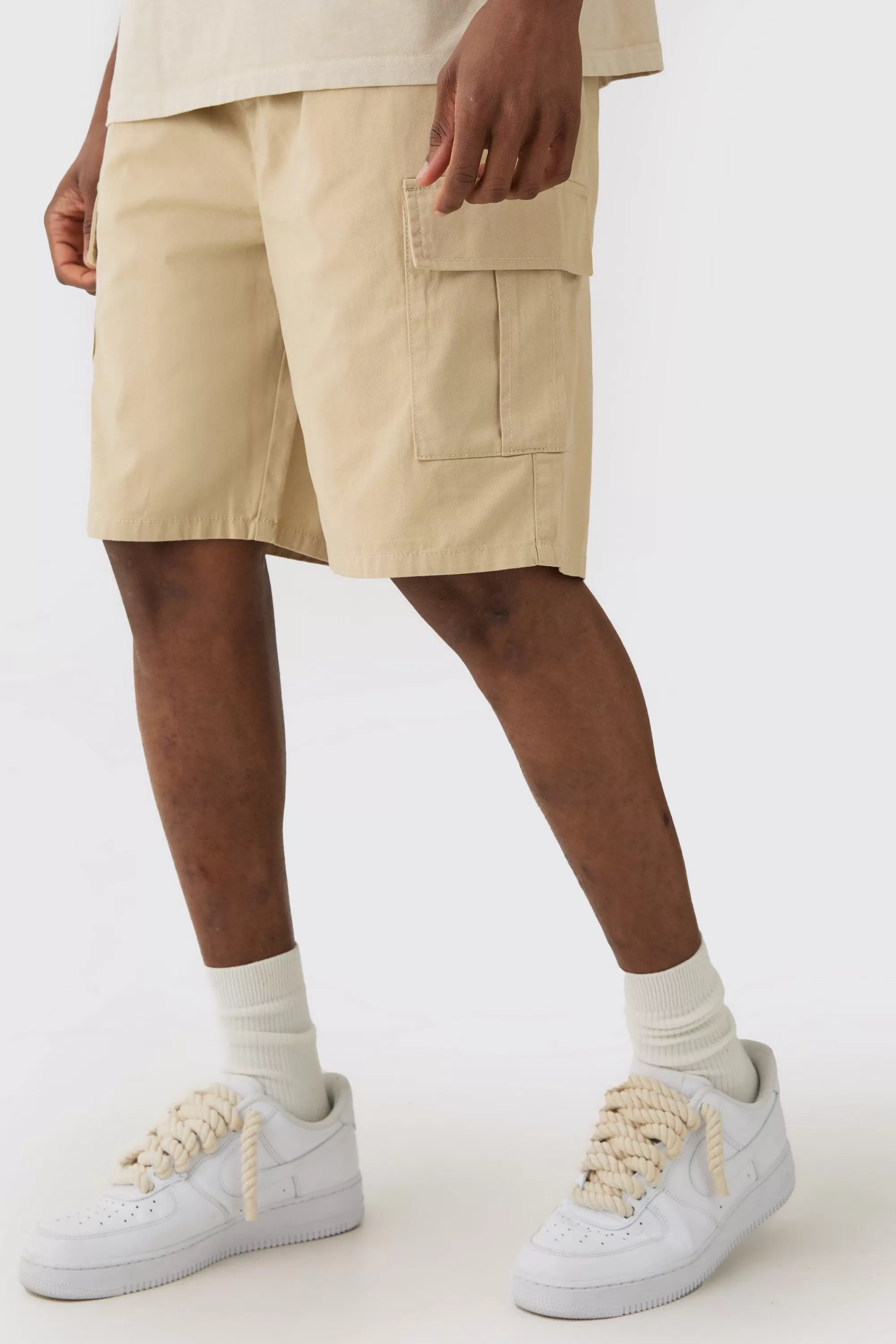 boohooMAN Tall Elasticated Waist Relaxed Fit Cargo Shorts | UK