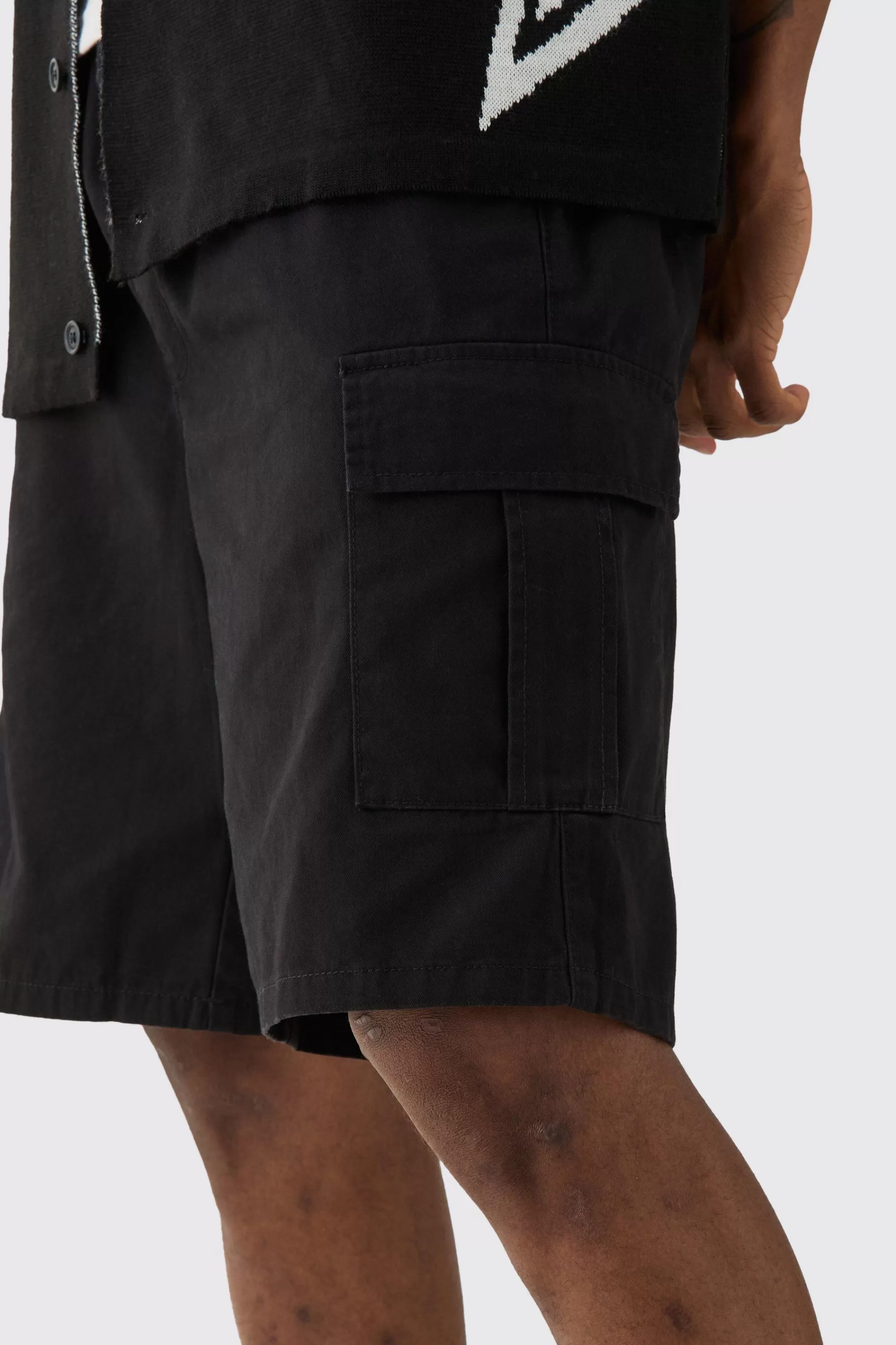 boohooMAN Tall Elasticated Waist Relaxed Fit Cargo Shorts | UK