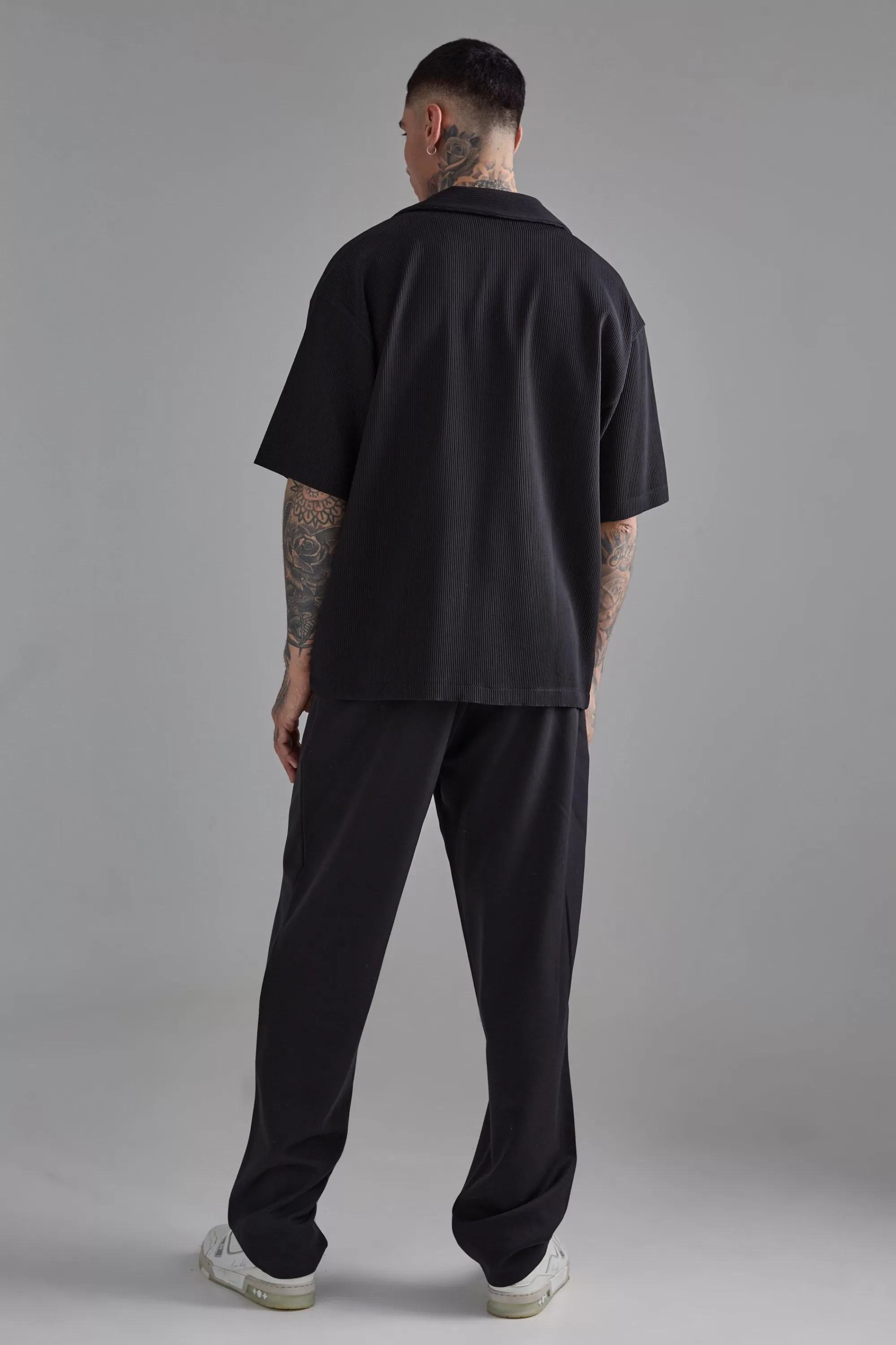 boohooMAN Tall Elasticated Waist Smart Straight Fit Trousers | UK