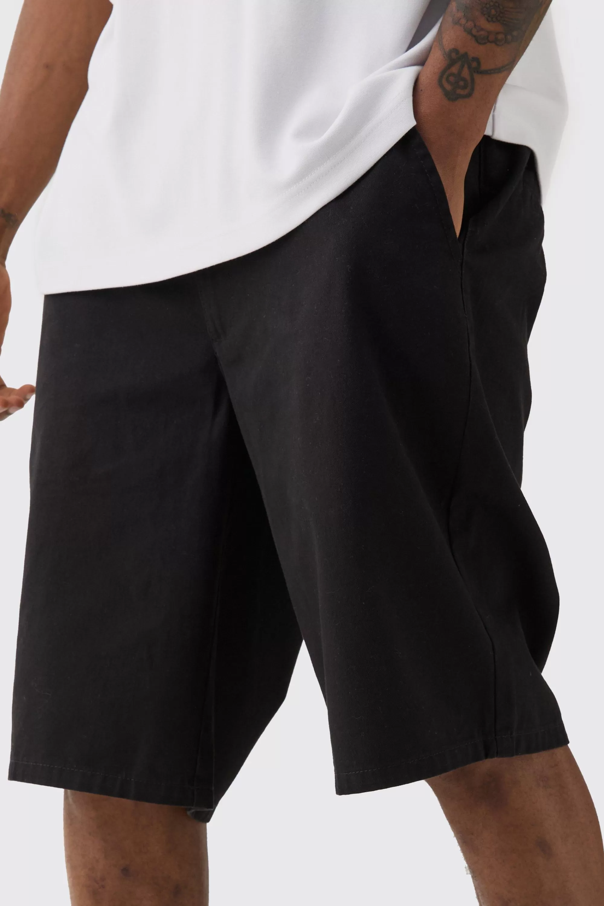 boohooMAN Tall Fixed Waist Relaxed Fit Shorts | UK