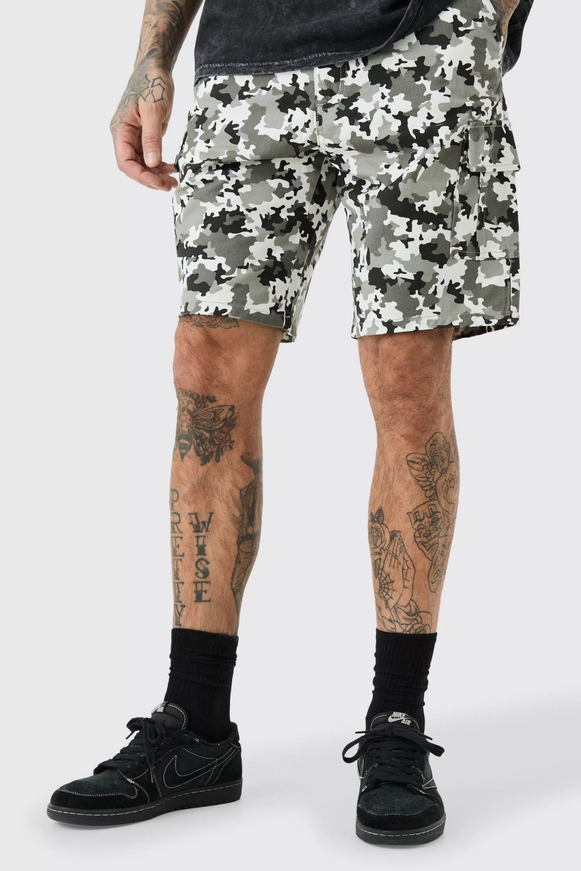 boohooMAN Tall Fixed Waist Camo Twill Cargo Short | UK