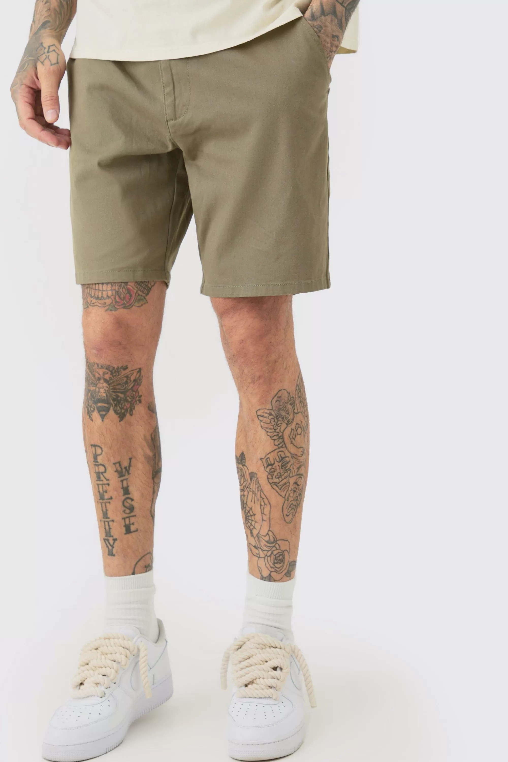 boohooMAN Tall Fixed Waist Relaxed Fit Chino Shorts | UK