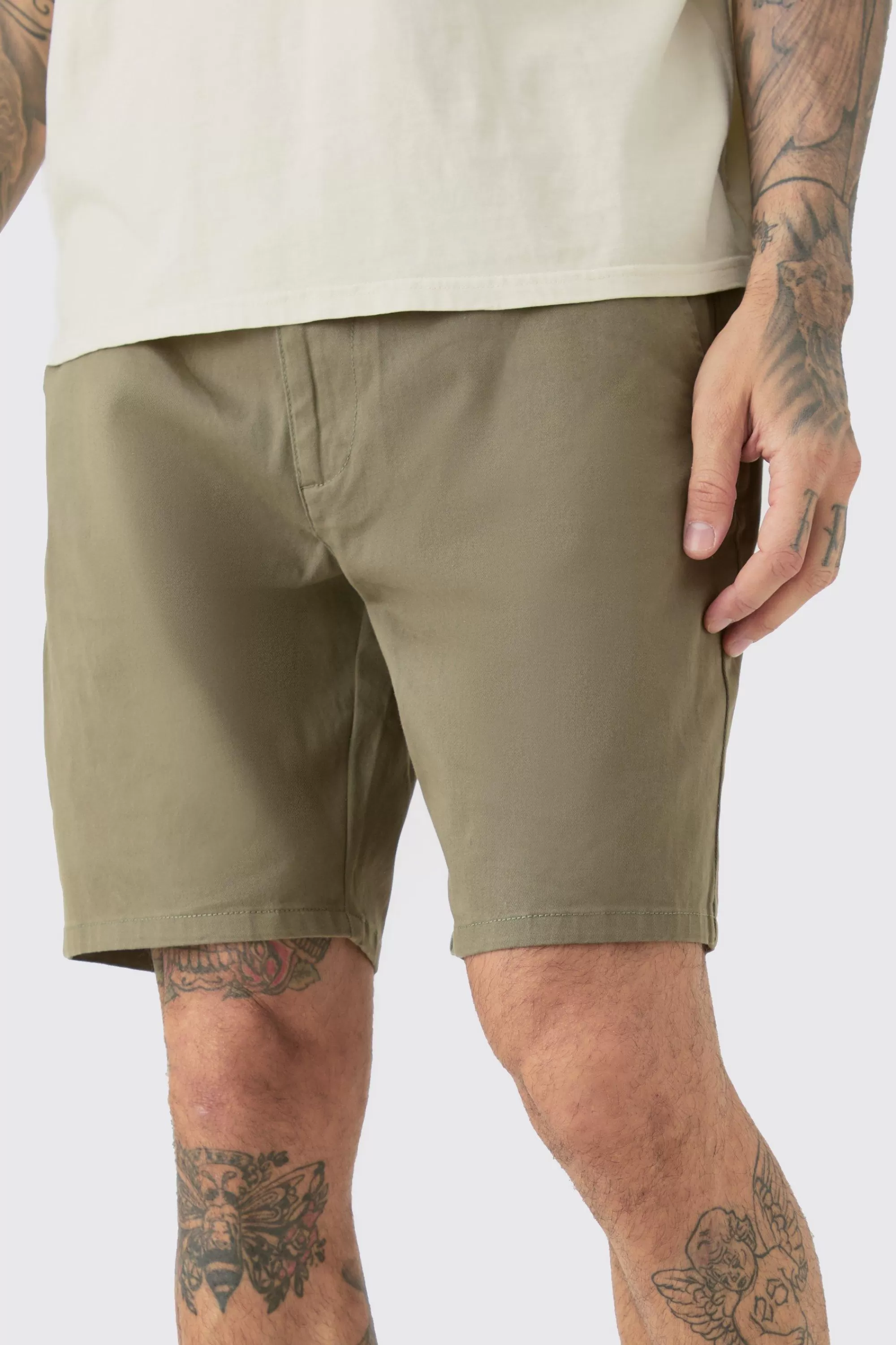 boohooMAN Tall Fixed Waist Relaxed Fit Chino Shorts | UK