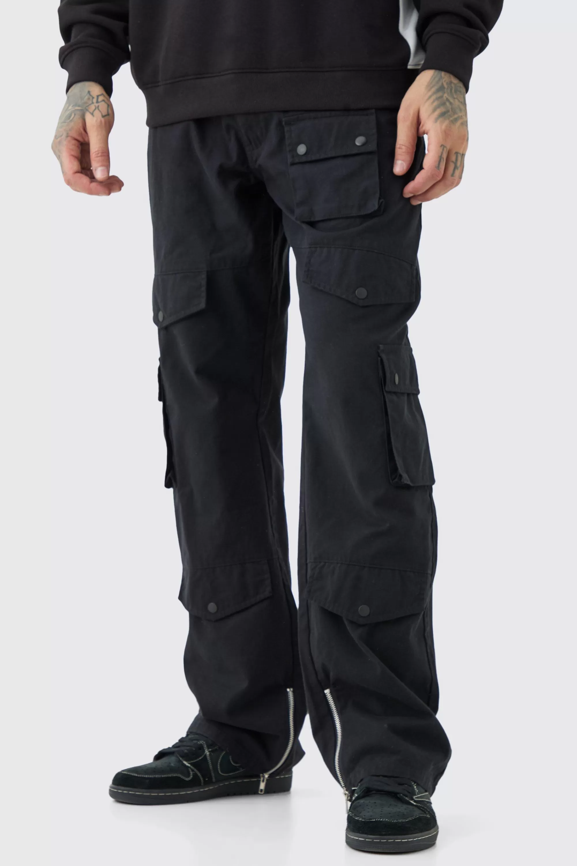 boohooMAN Tall Fixed Waist Relaxed Fit Cargo Trouser | UK