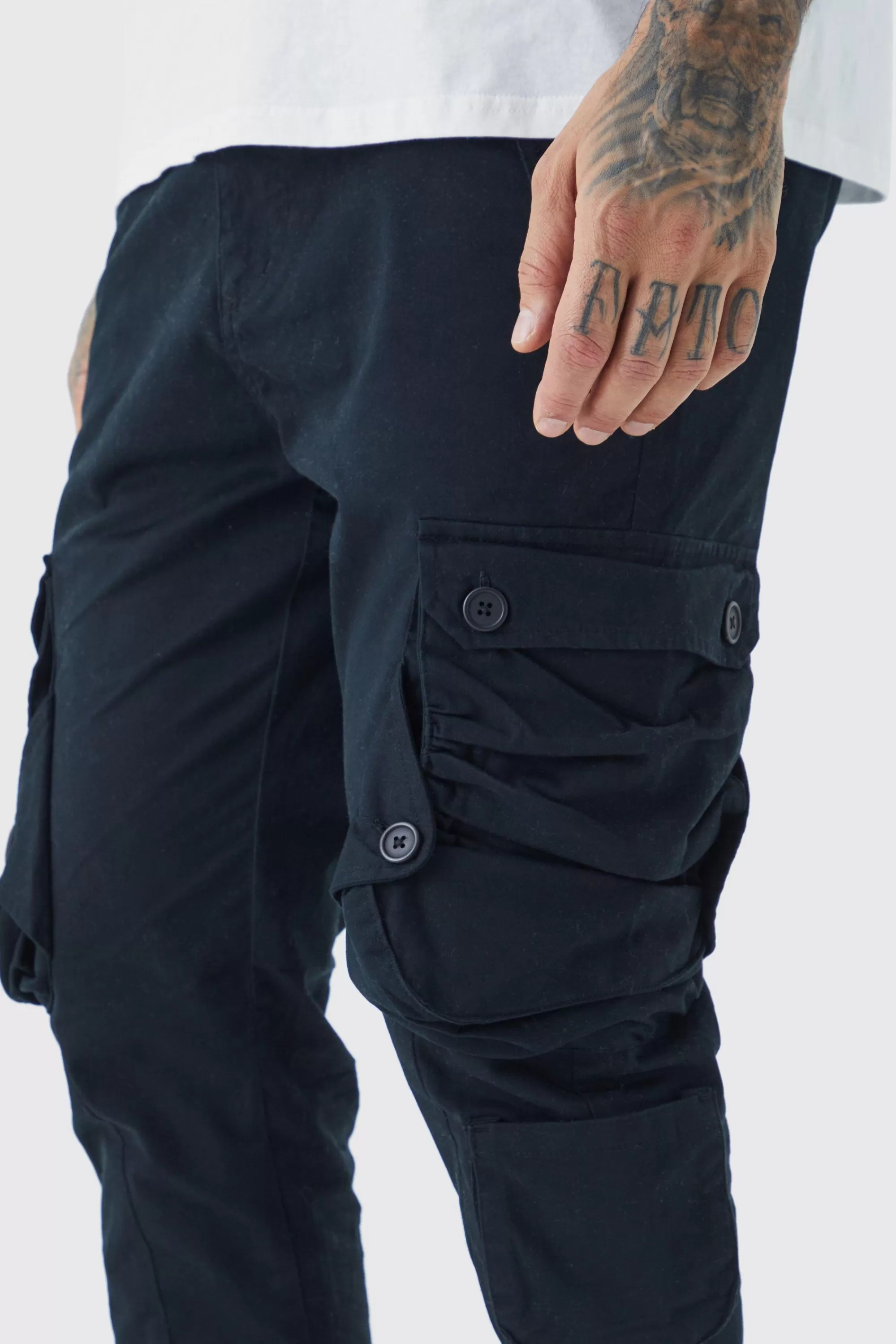 boohooMAN Tall Fixed Waist Skinny Stretch Twill Cargo Trouser | UK