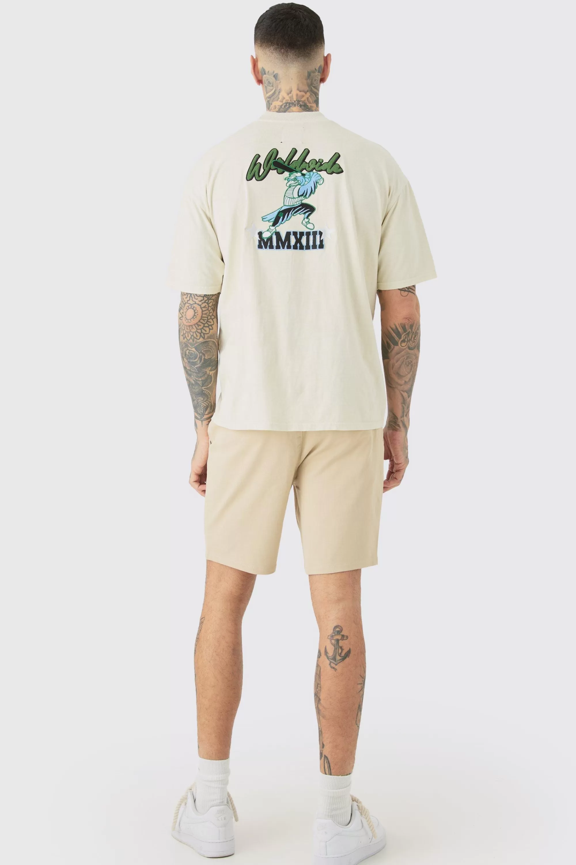 boohooMAN Tall Fixed Waist Slim Fit Chino Shorts | UK