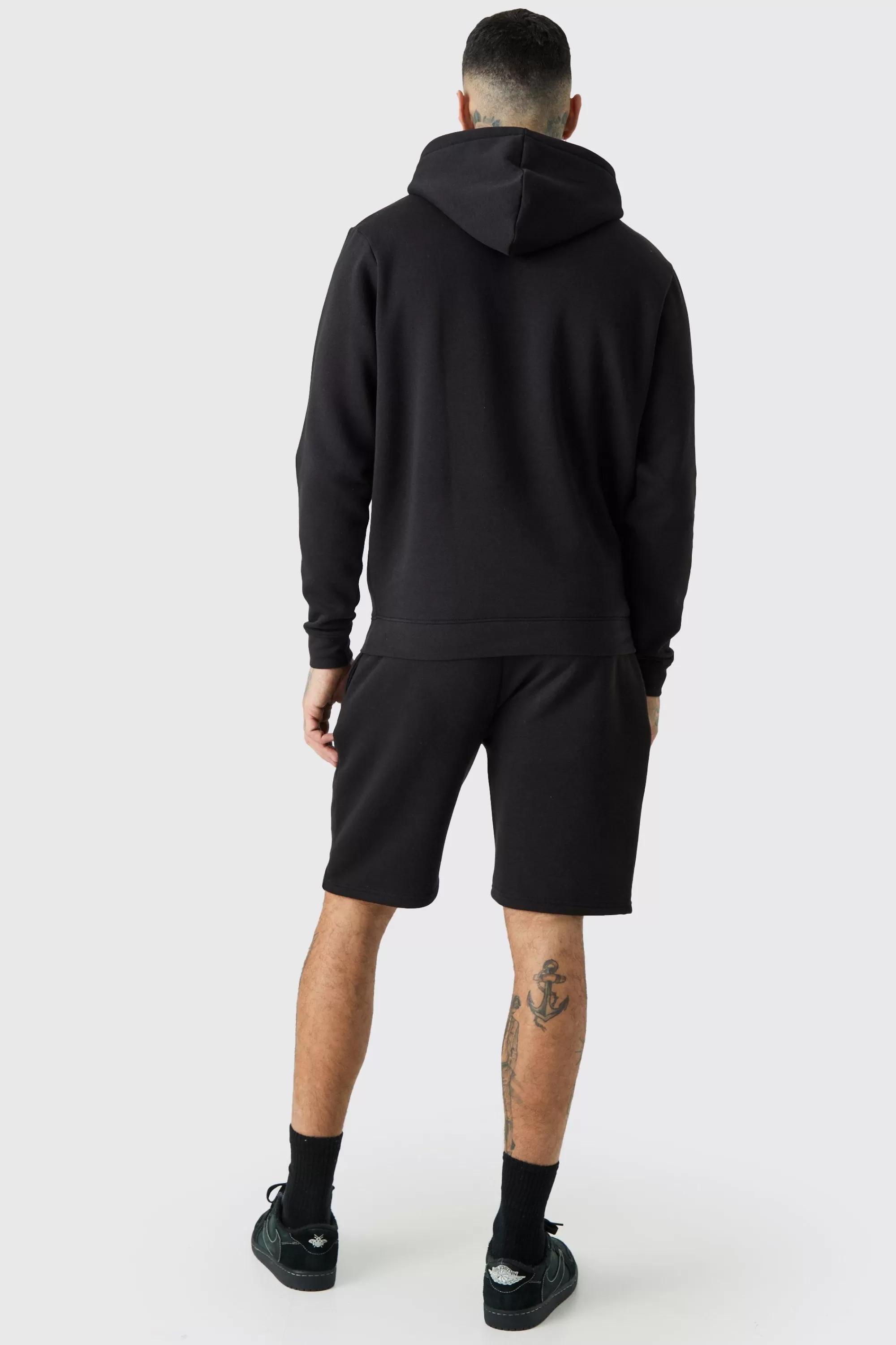 boohooMAN Tall Loose Fit Jersey Short | UK