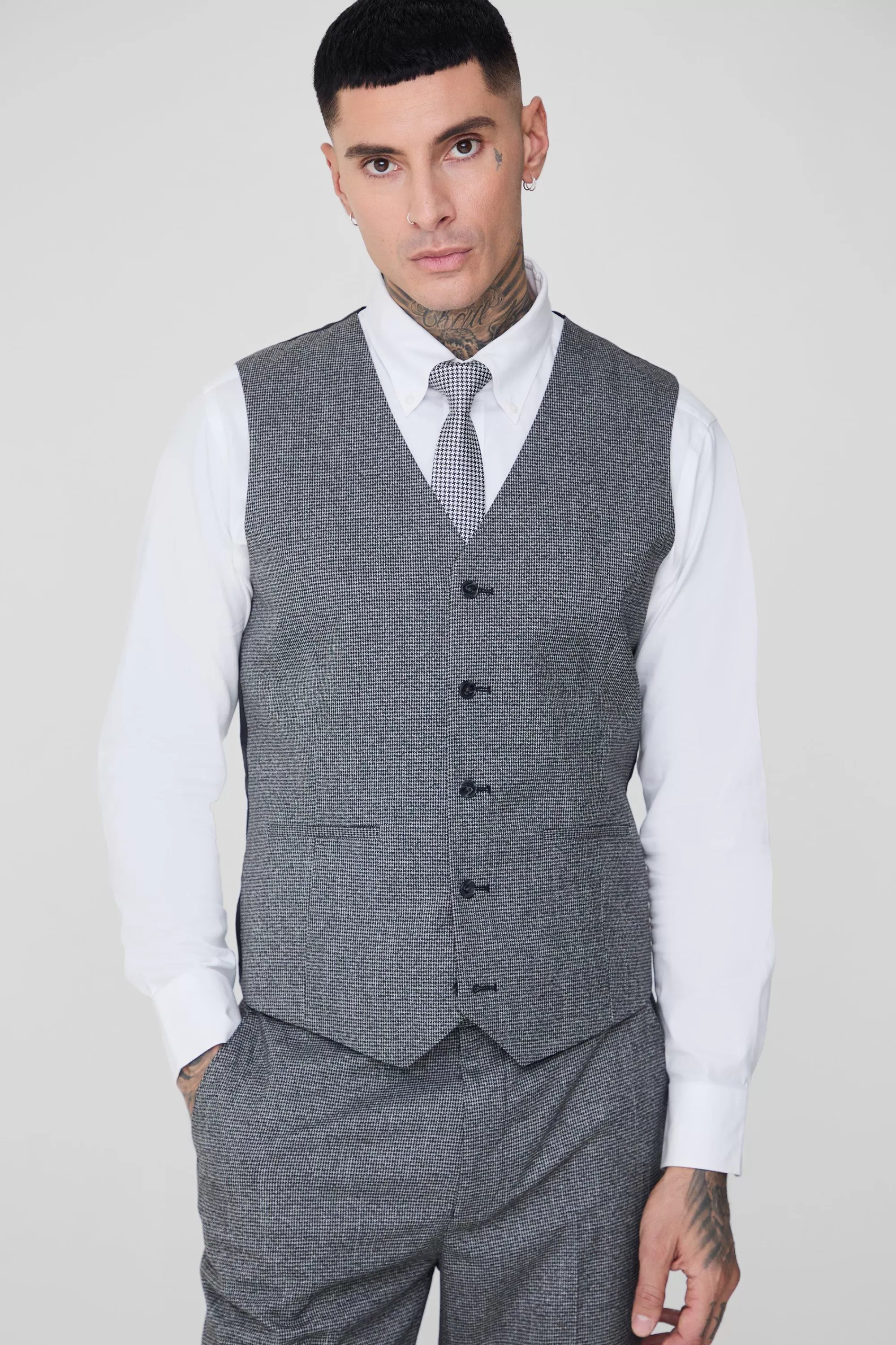 boohooMAN Tall Mini Dogtooth Waistcoat | UK