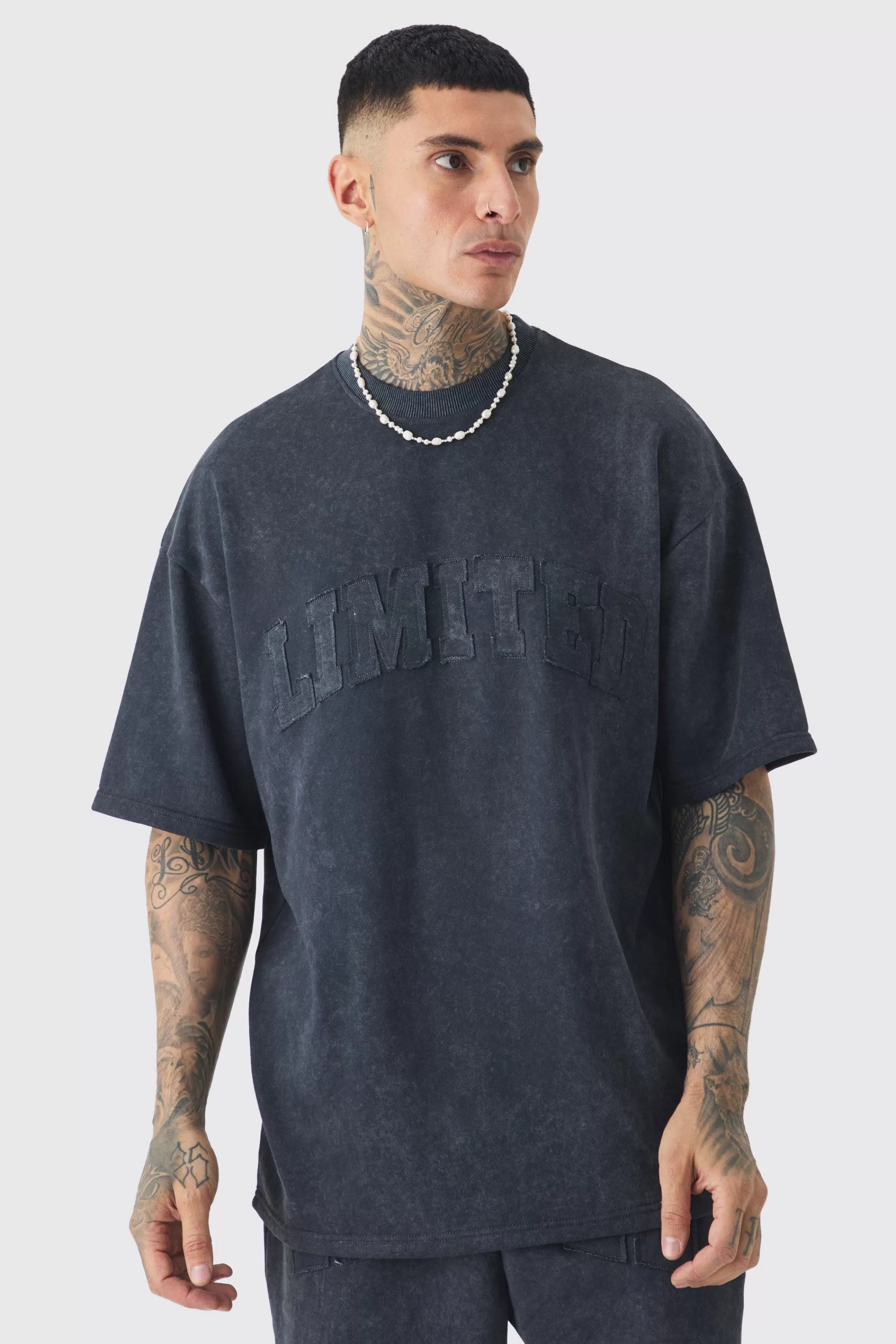 boohooMAN Tall Oversized Limited Applique Washed T-shirt & Short Set | UK