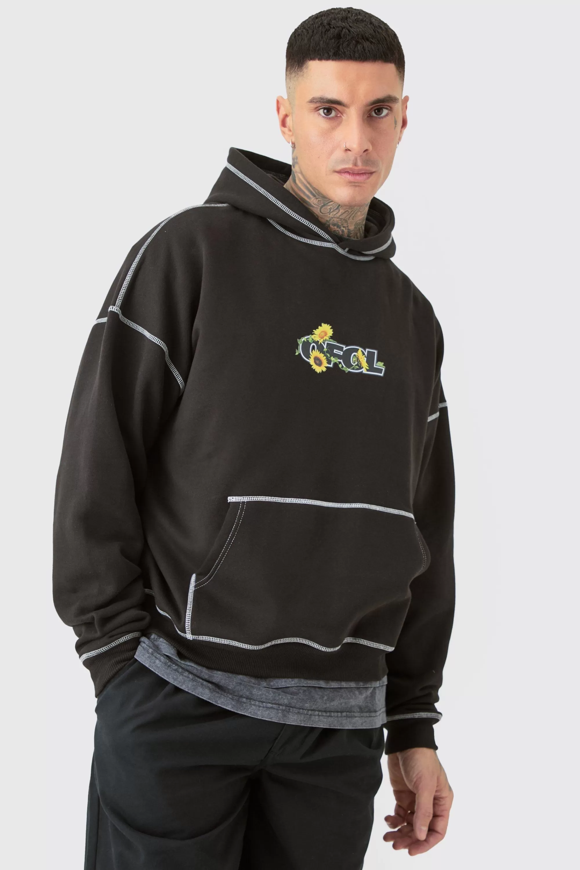 boohooMAN Tall Oversized Plush Boxy Drop Shoulder Printed Hoodie | UK