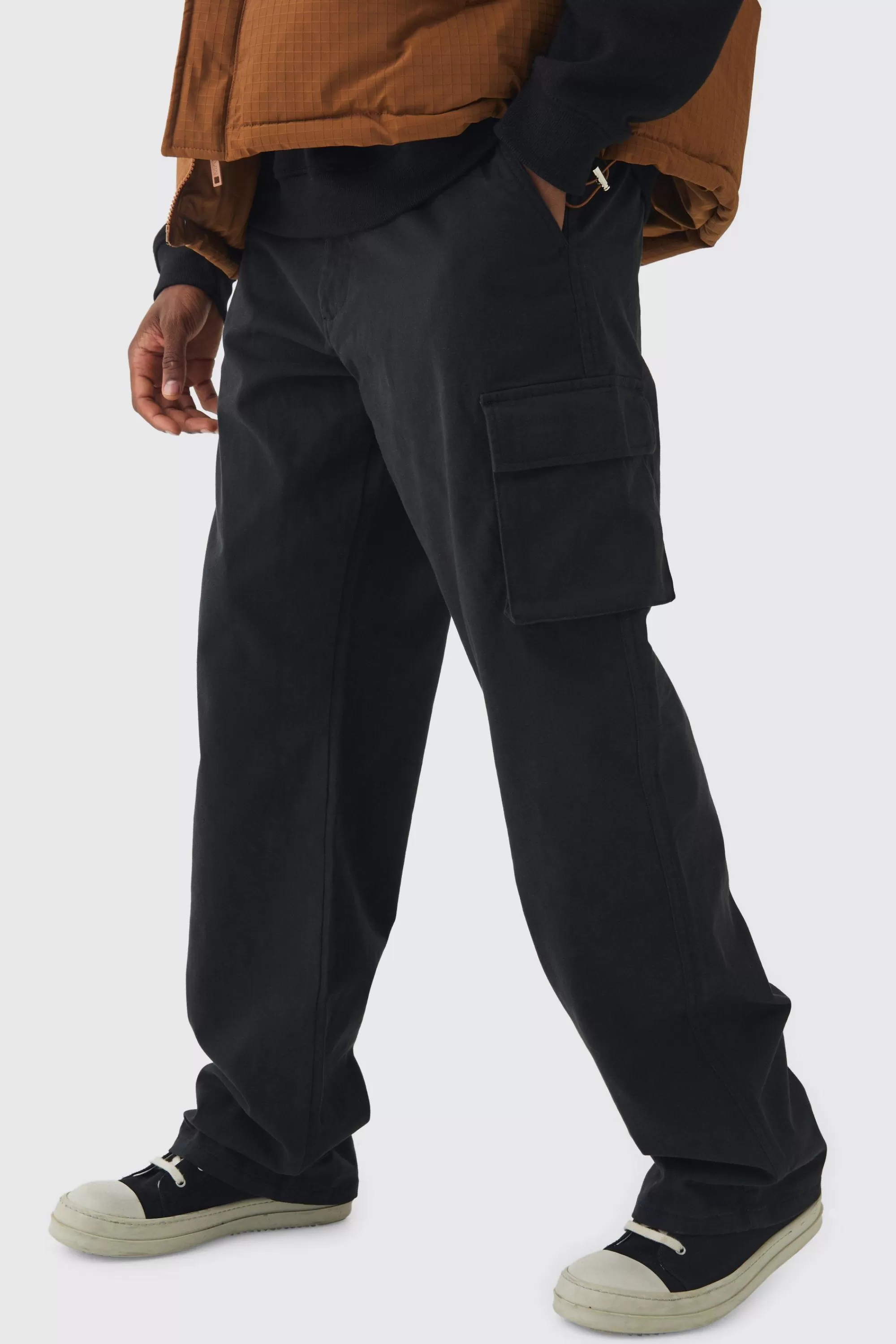 boohooMAN Tall Relaxed Fit Fixed Waist Cargo Trousers | UK