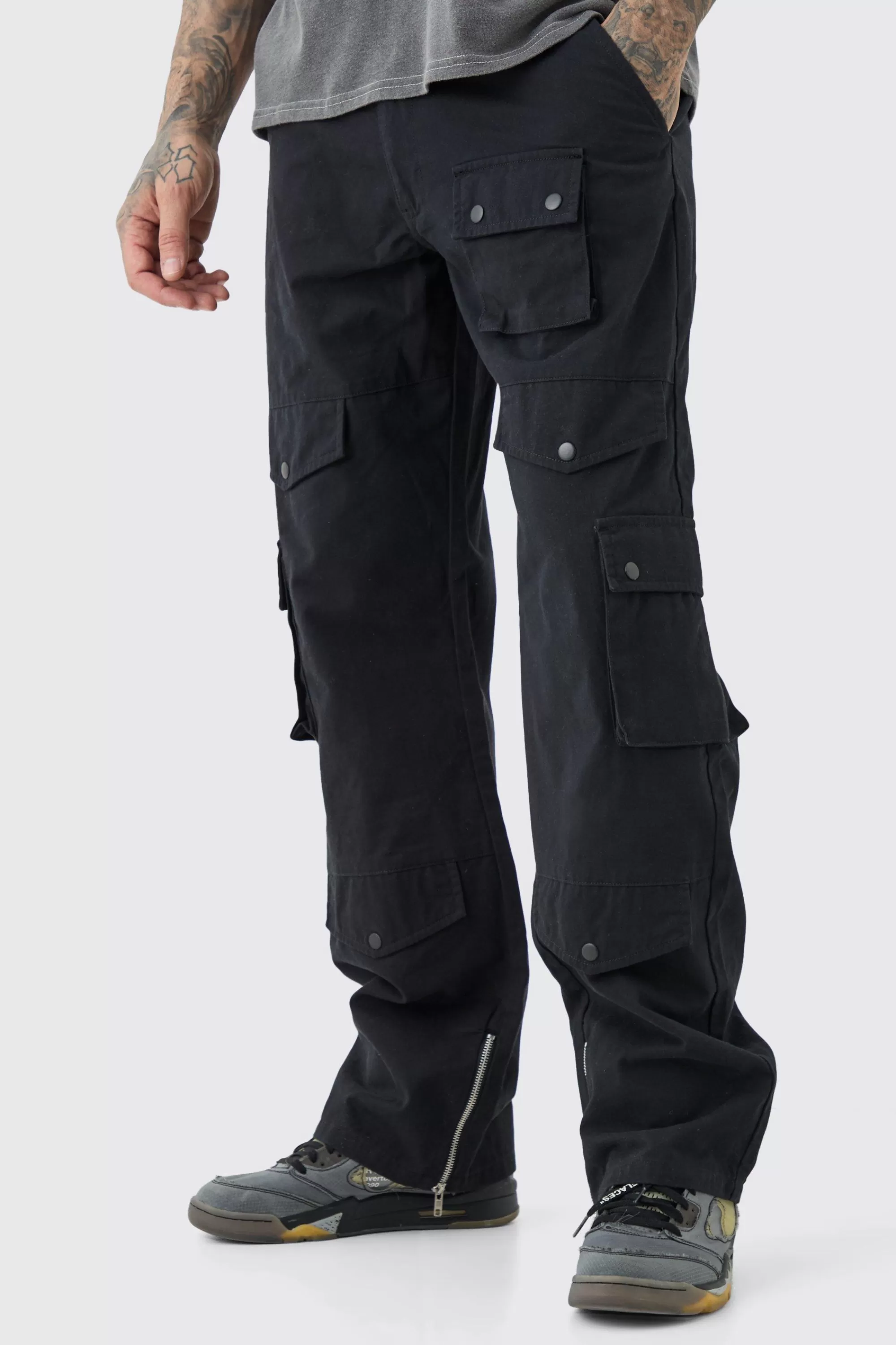boohooMAN Tall Relaxed Fit Twill Cargo Trousers | UK