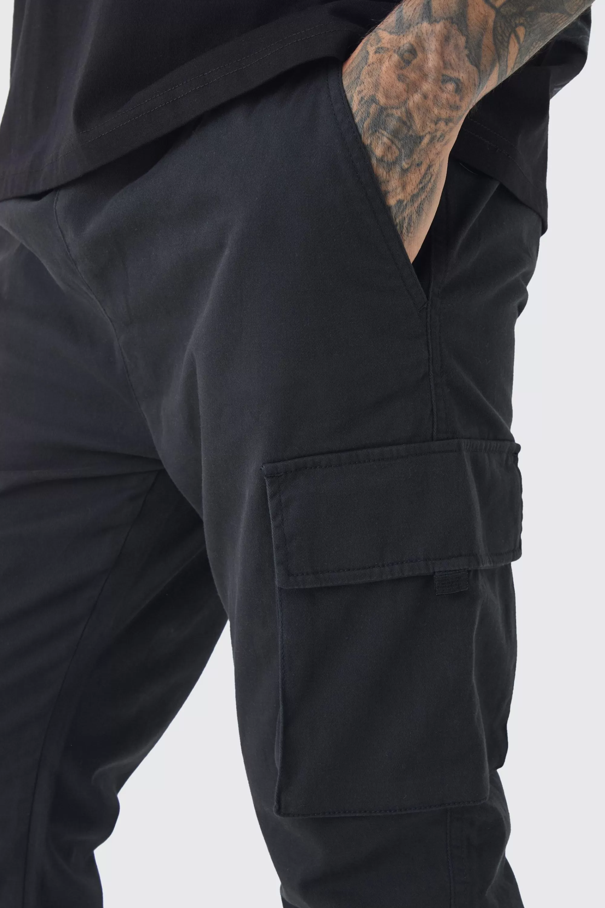boohooMAN Tall Skinny Fit Elasticated Waist Cuffed Cargo Trousers | UK