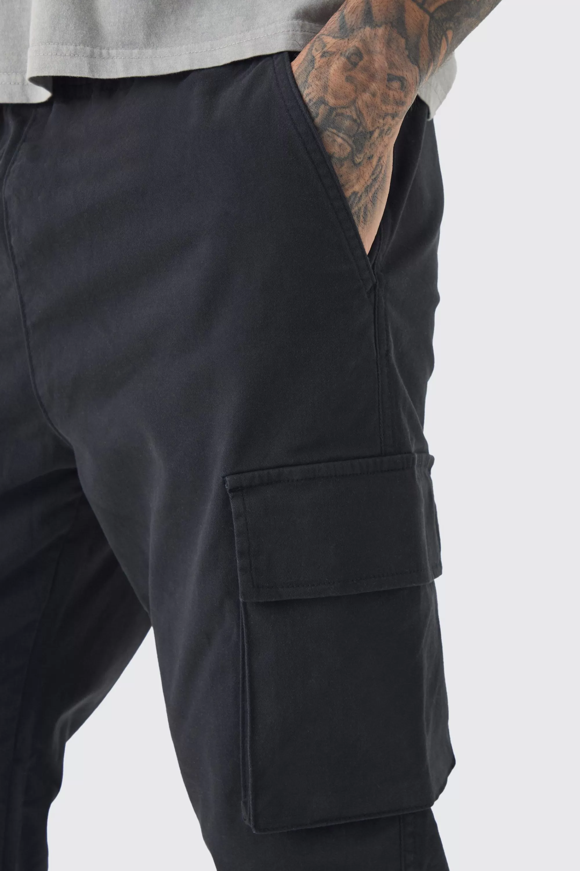 boohooMAN Tall Slim Fit Elasticated Waist Cuffed Cargo Trousers | UK