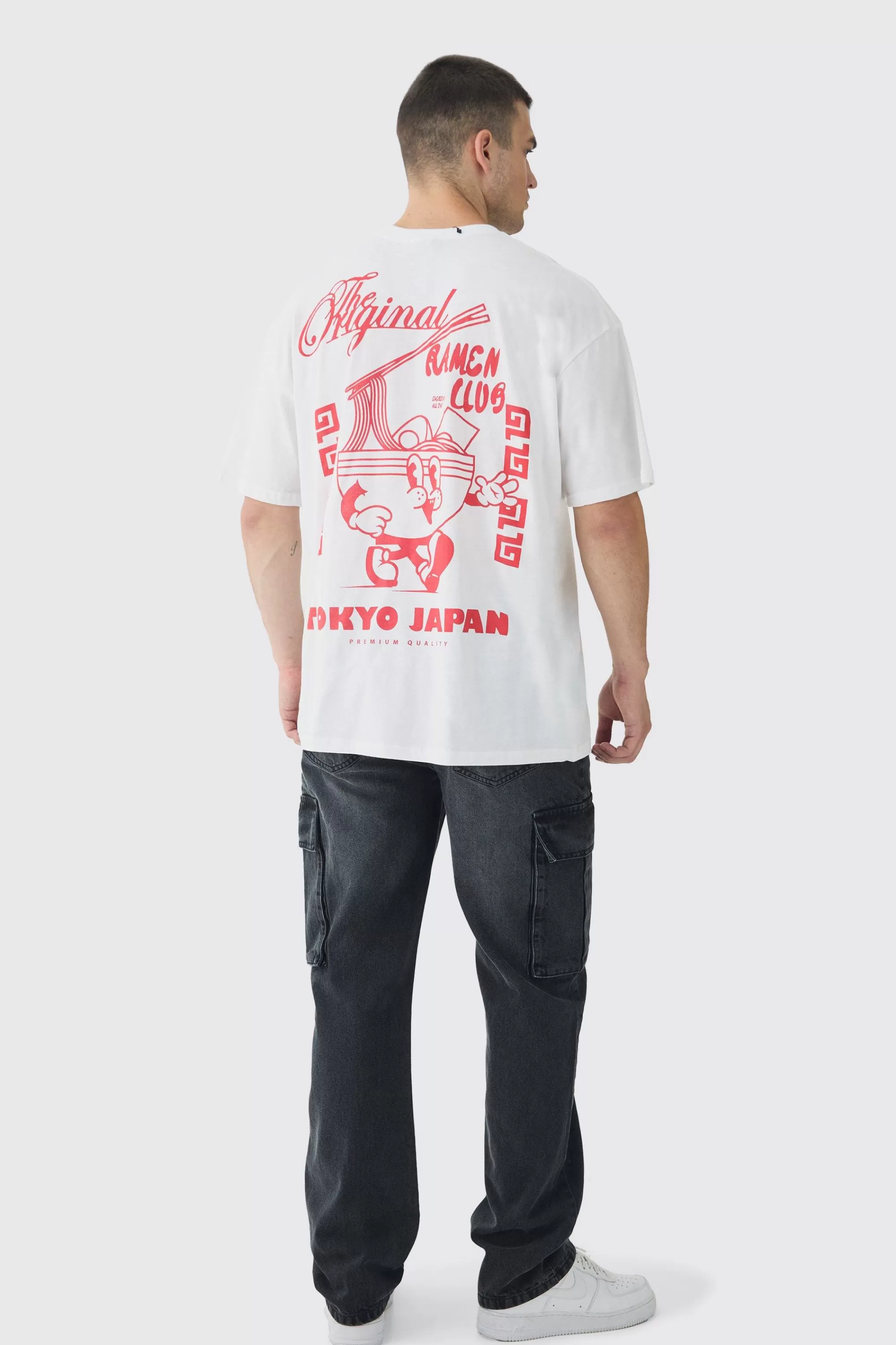 boohooMAN Tall Straight Rigid Cargo Jeans | UK
