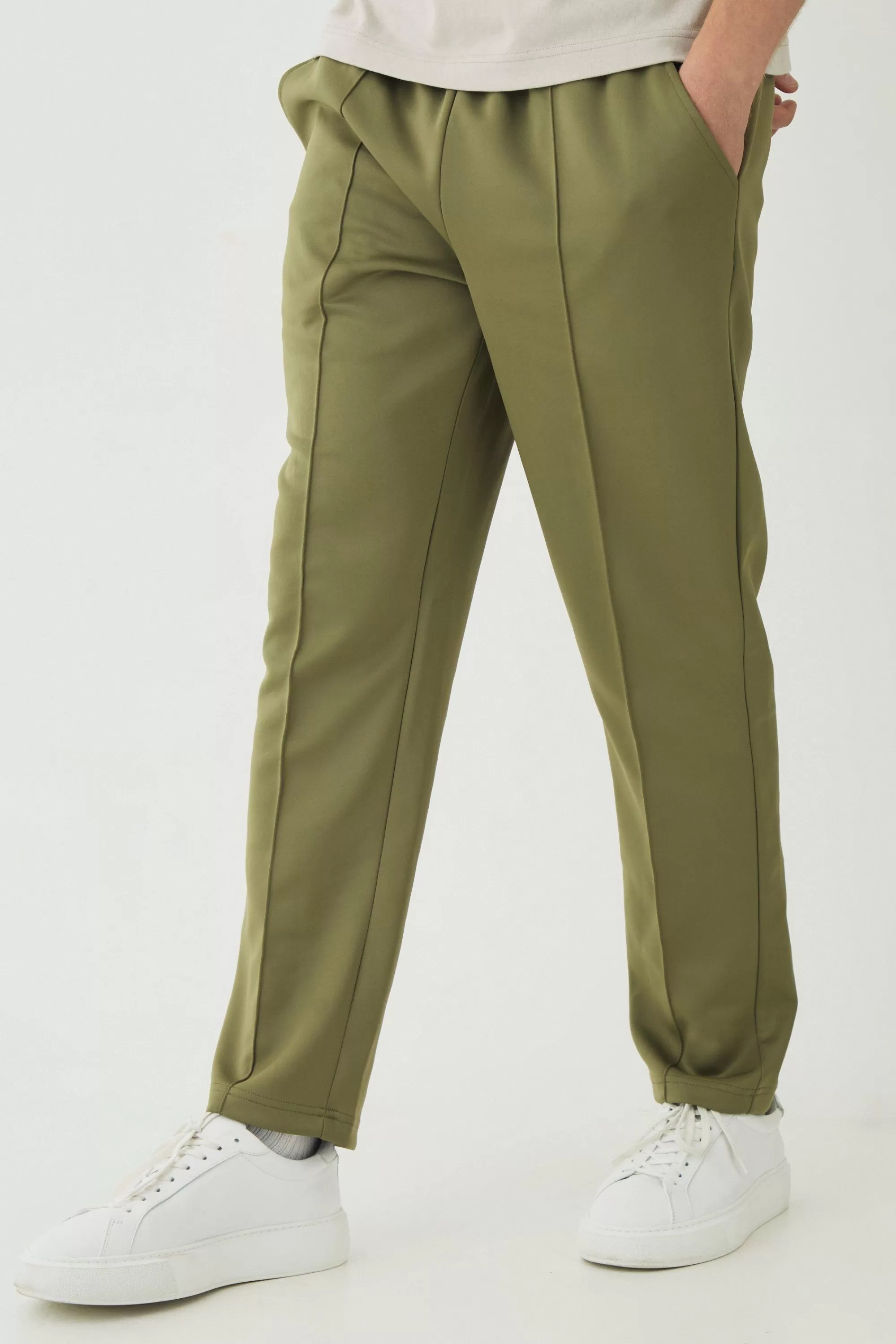 boohooMAN Tapered Pintuck Scuba Trouser | UK