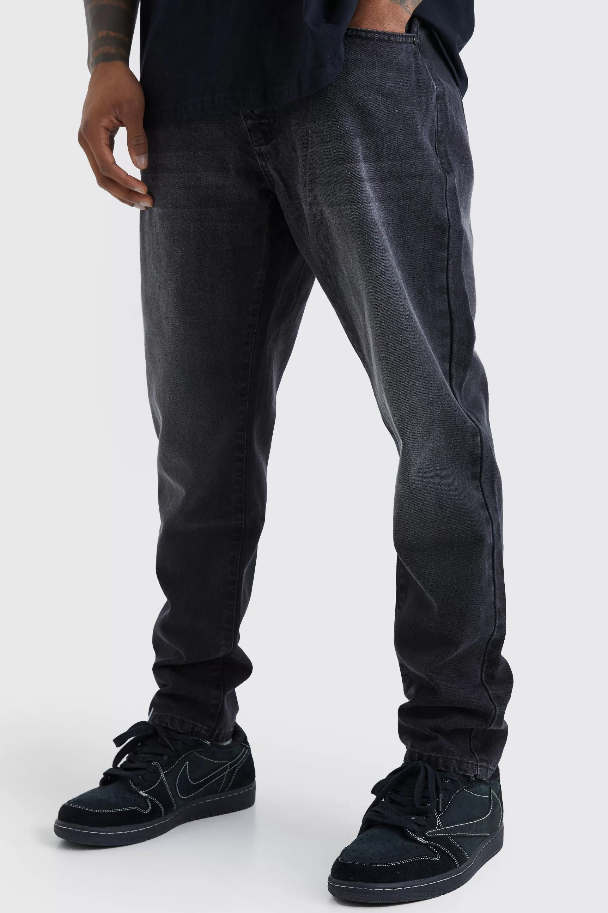 boohooMAN Tapered Rigid Jean | UK