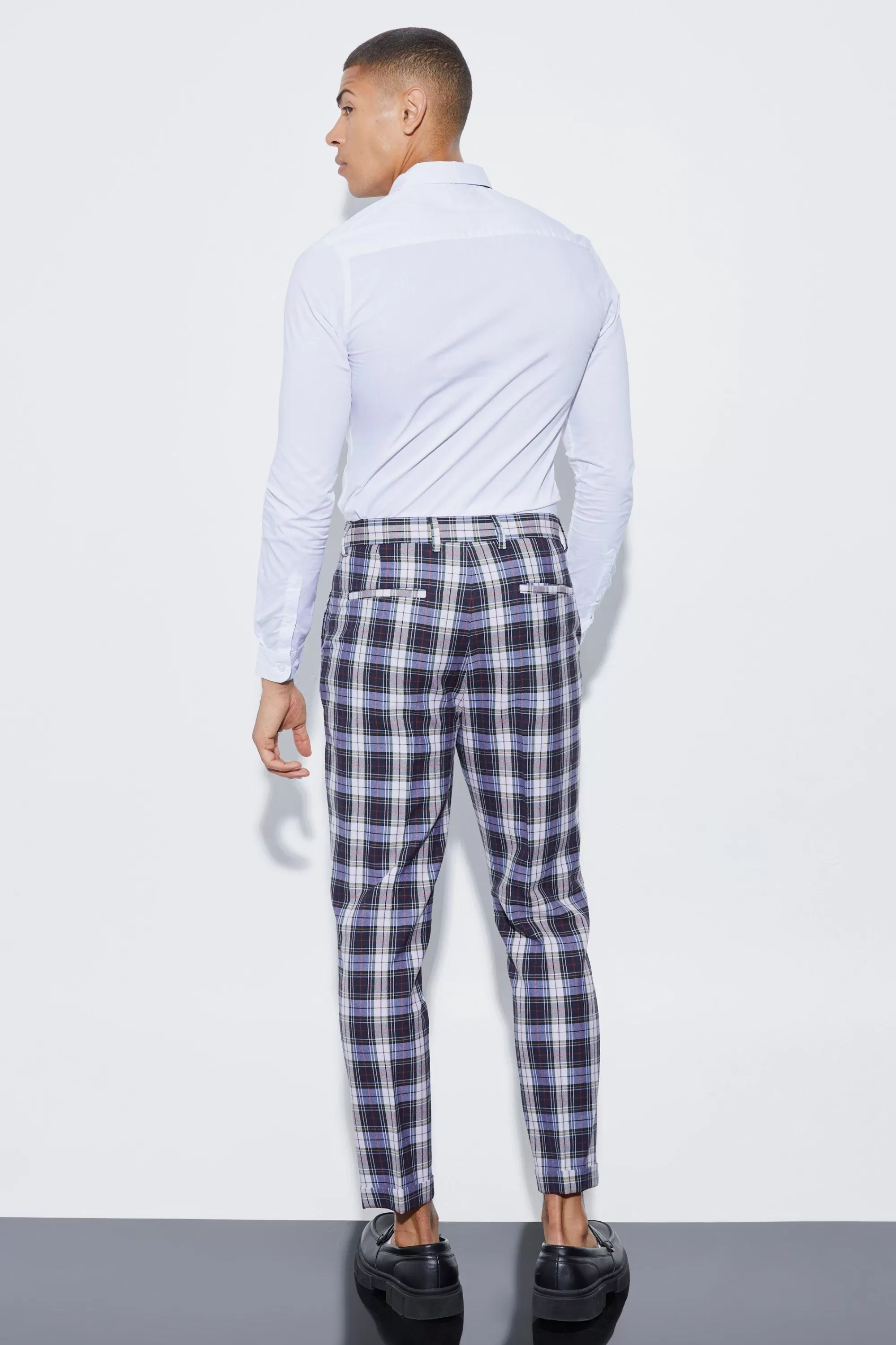 boohooMAN Tapered Tartan Turn Up Hem Trousers | UK