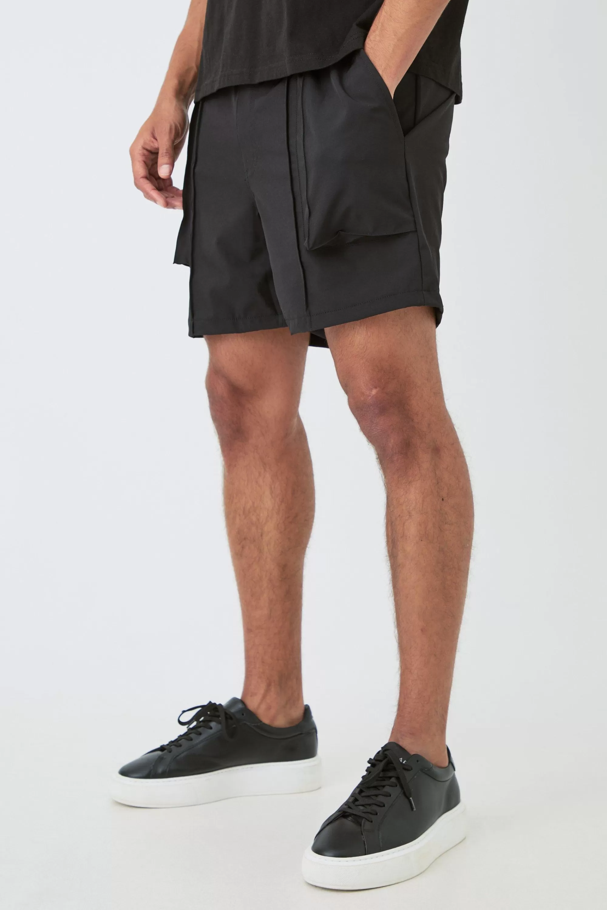 boohooMAN Technical Stretch Concealed Placket Smart Set | UK
