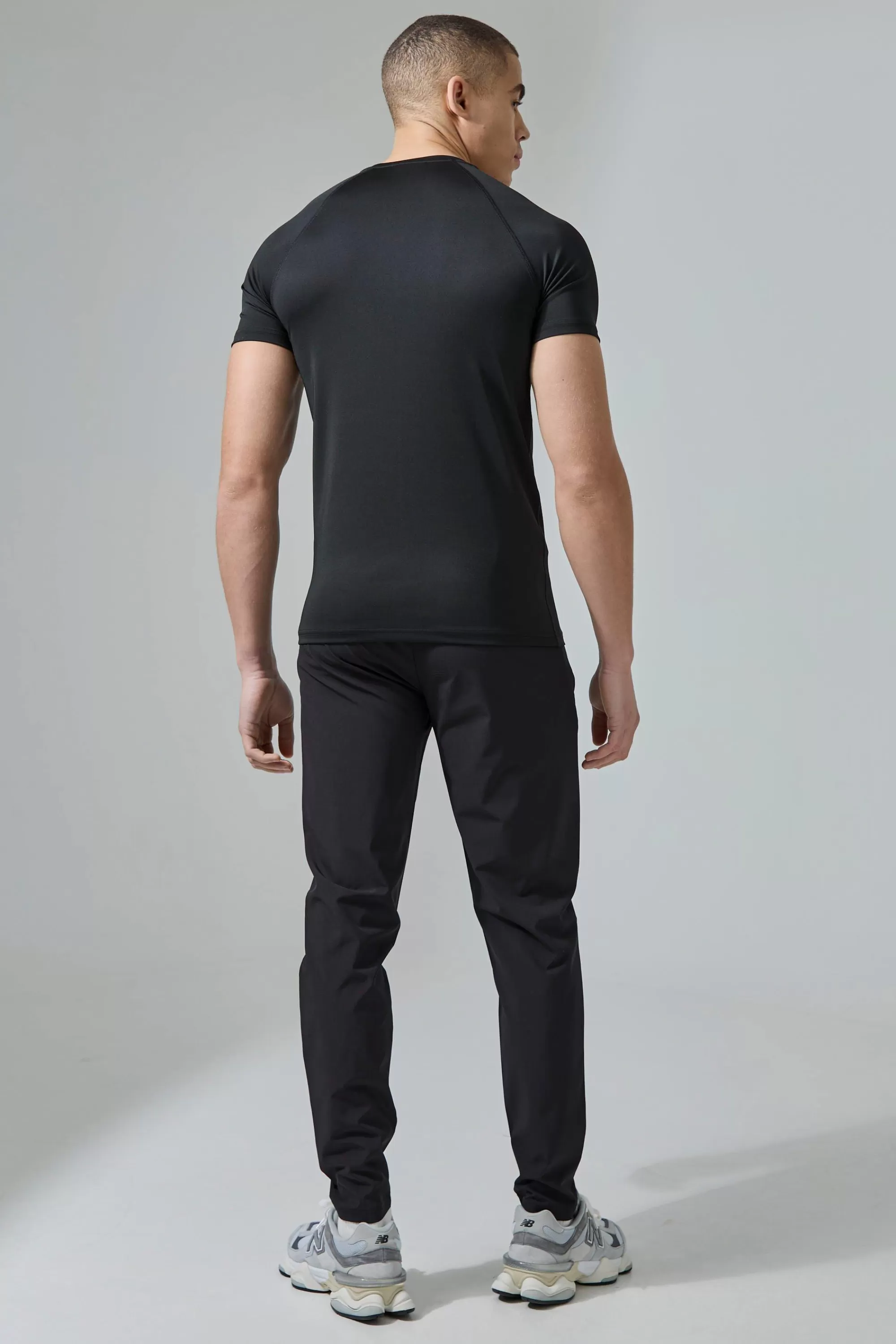 boohooMAN Active Training Dept Muscle Fit T-shirt | UK black Cheap