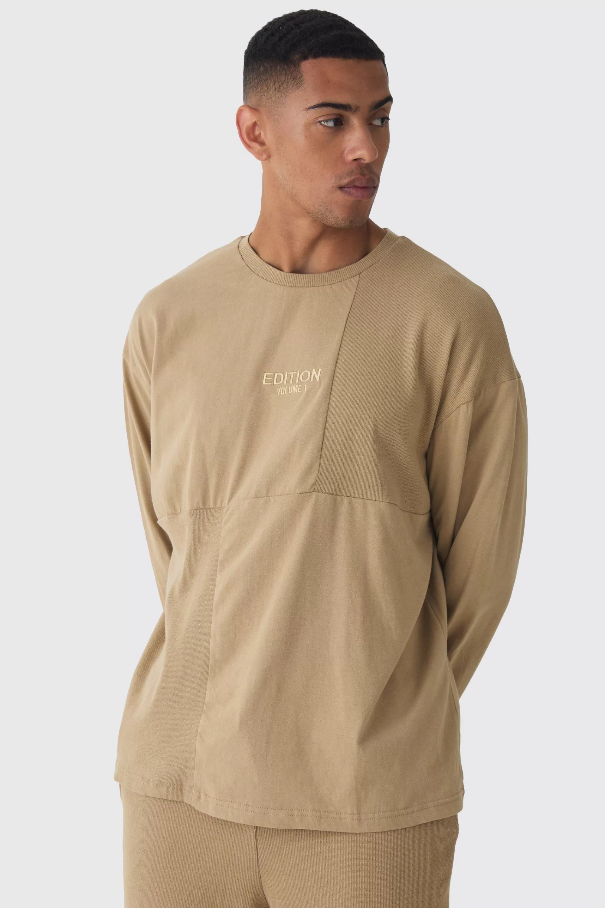 boohooMAN EDITION Heavyweight Ribbed Panelled T-shirt | UK taupe Store