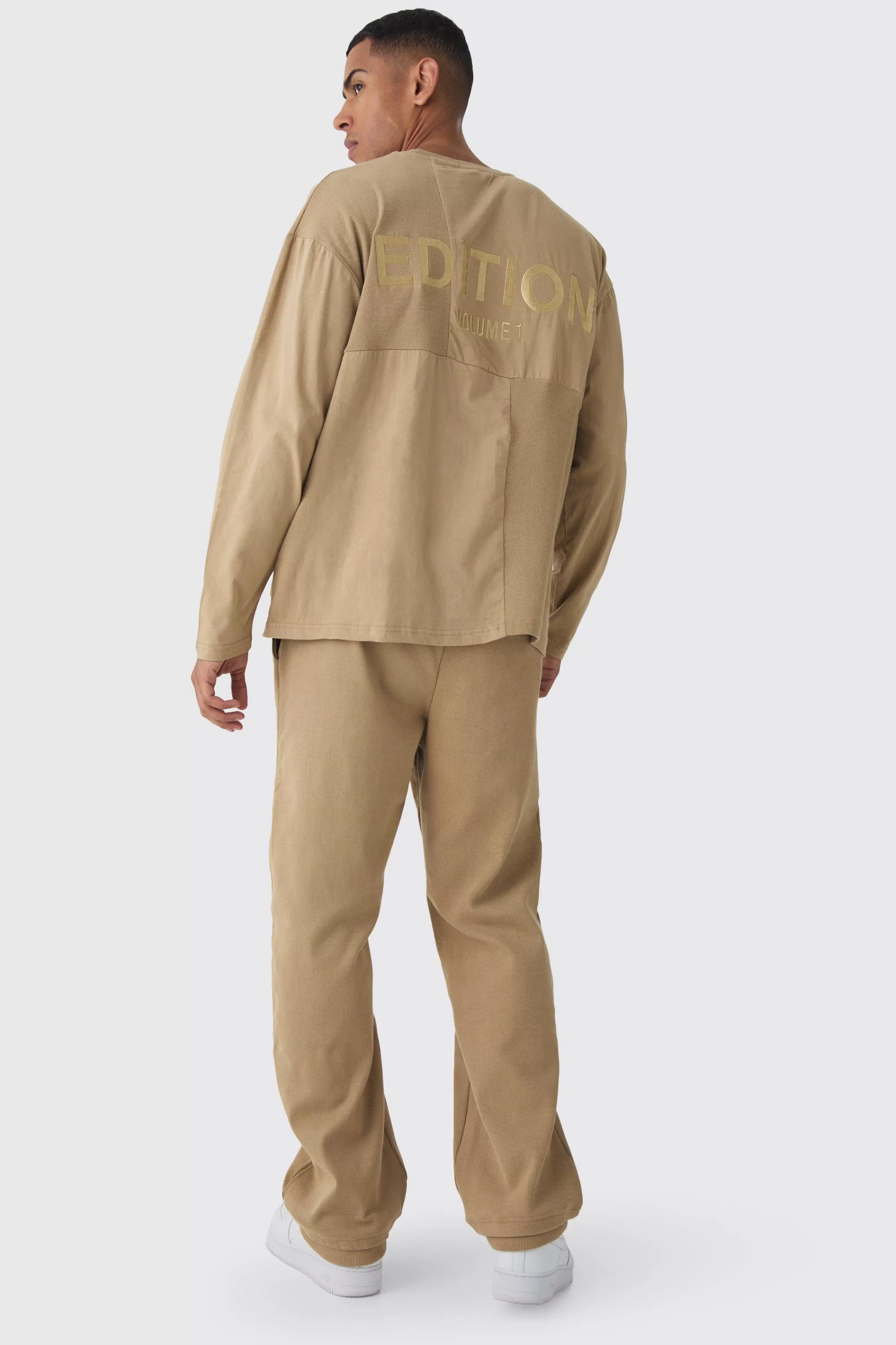 boohooMAN EDITION Heavyweight Ribbed Panelled T-shirt | UK taupe Store