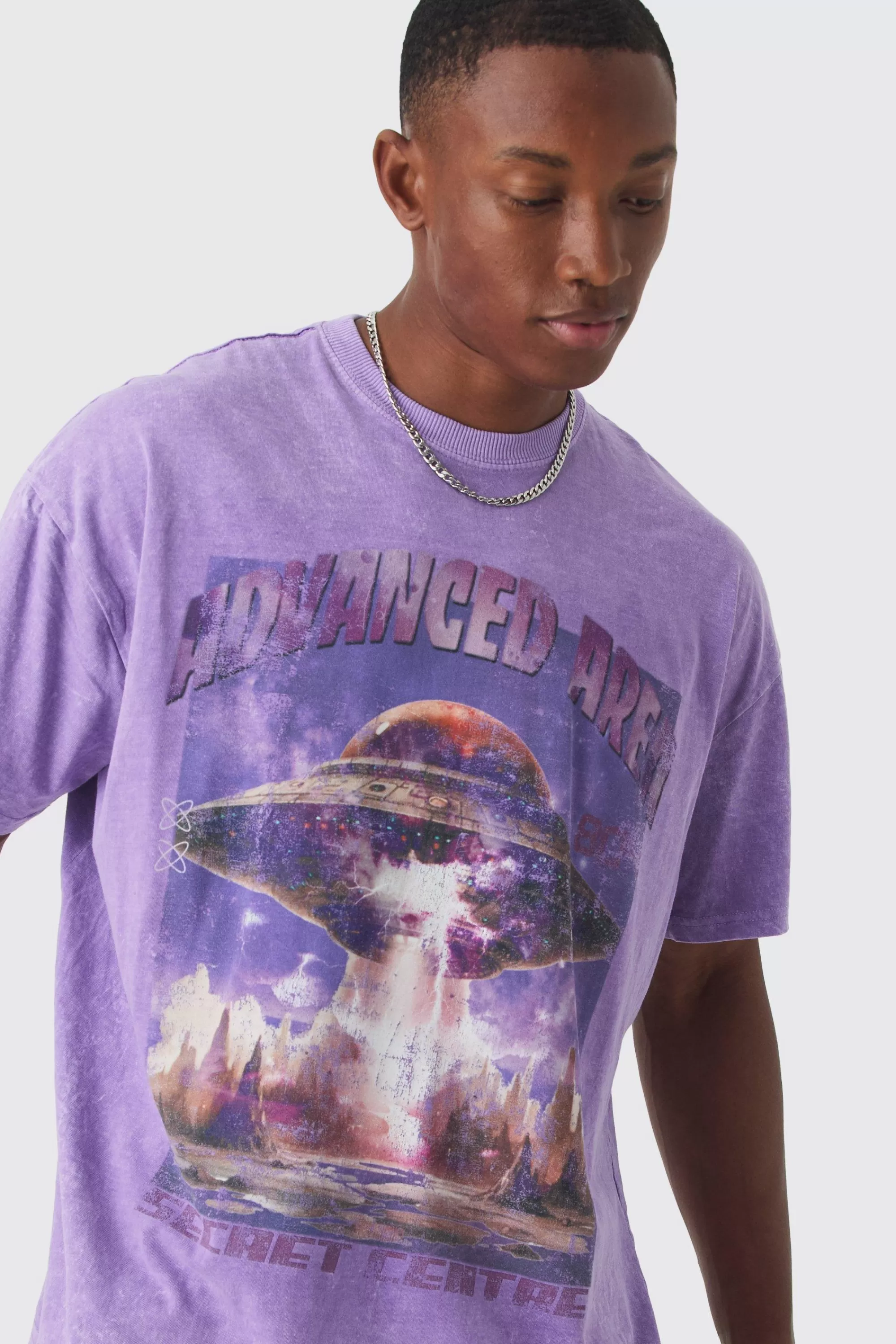 boohooMAN Oversized Advanced Area Acid Wash Print T-shirt | UK purple Outlet
