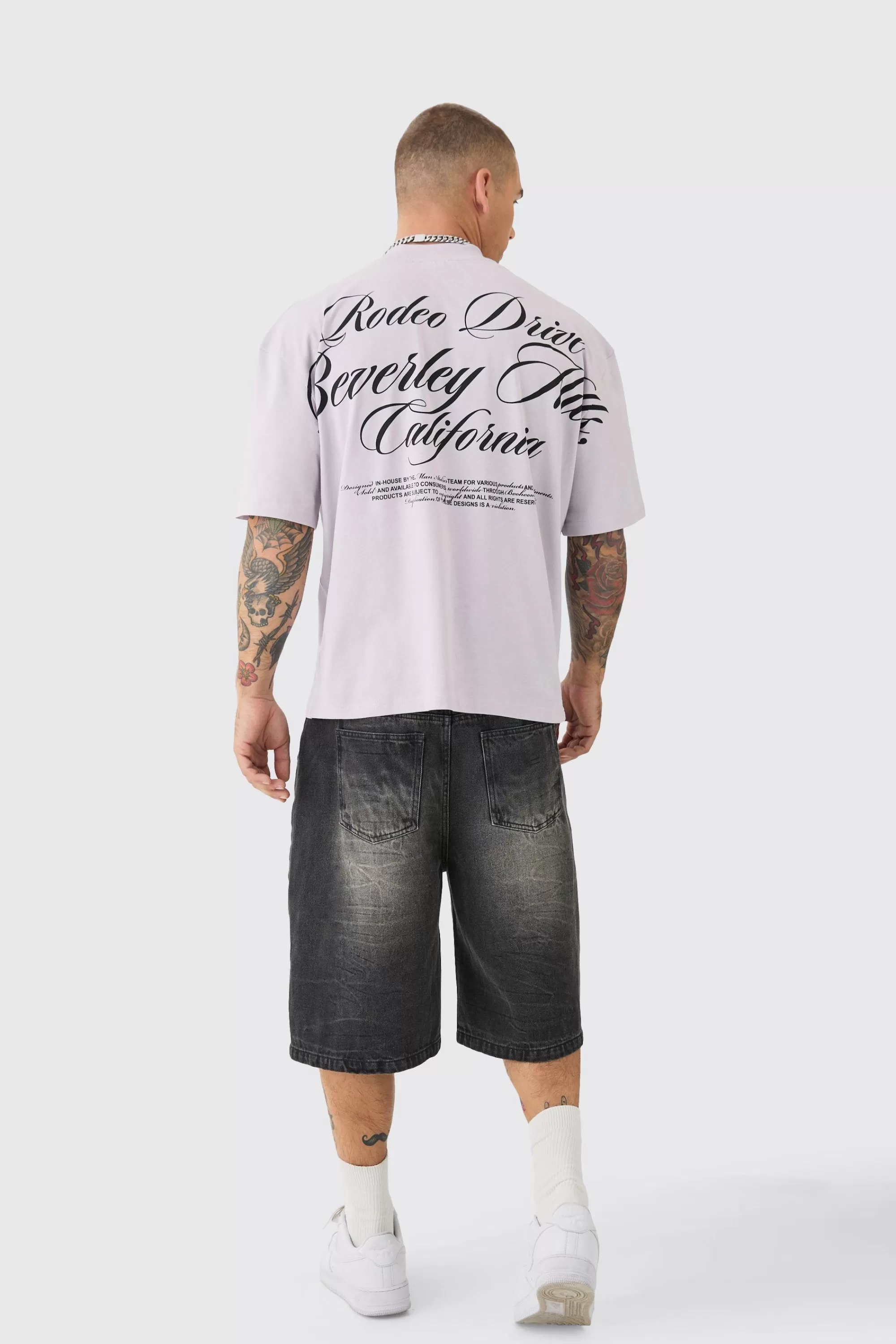boohooMAN Oversized Boxy Extended Neck Heavyweight Rodeo Drive Back Print T-shirt | UK lilac Store