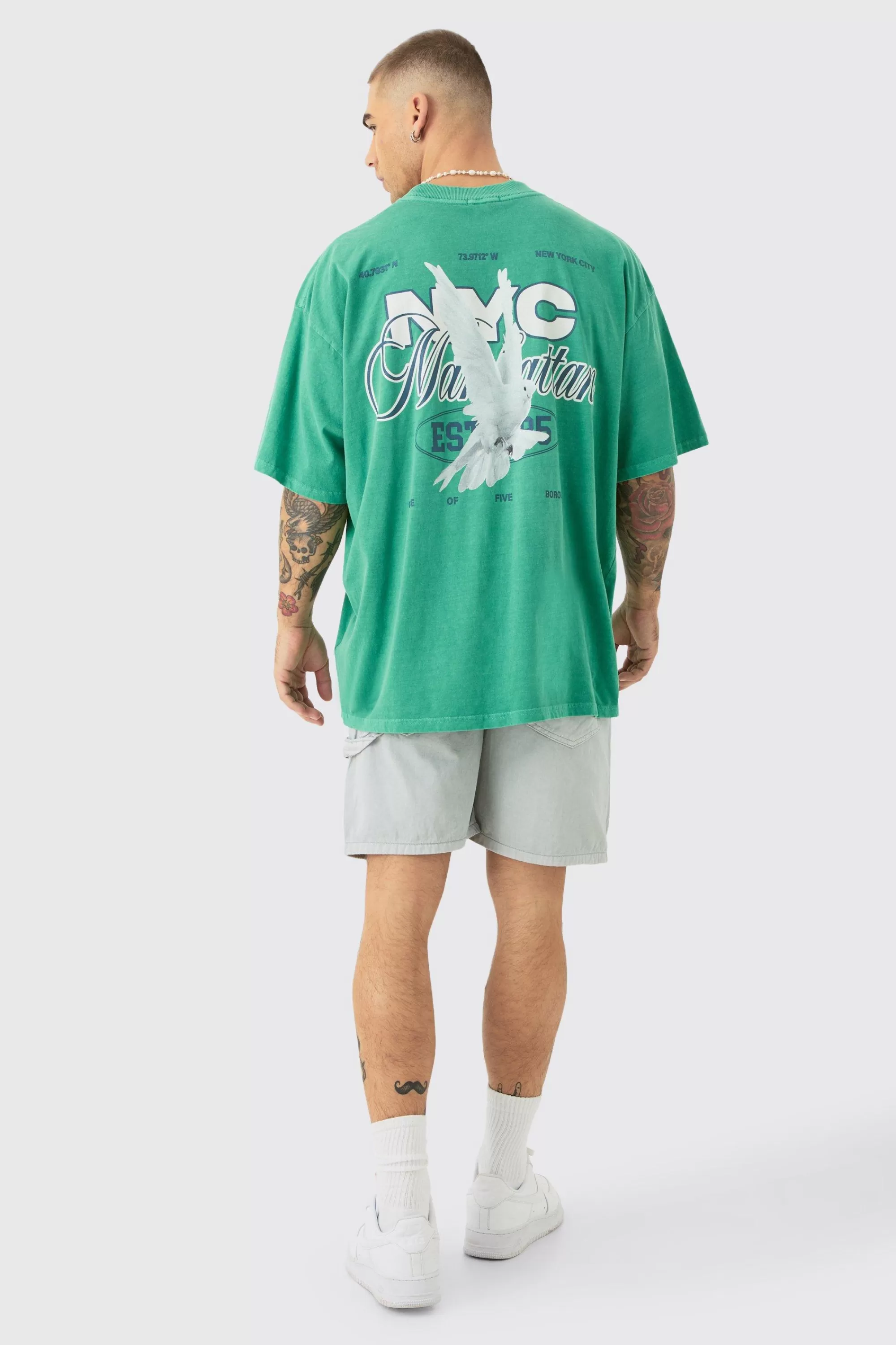 boohooMAN Oversized Extended Neck NYC Dove Back Print T-shirt | UK dark green Flash Sale