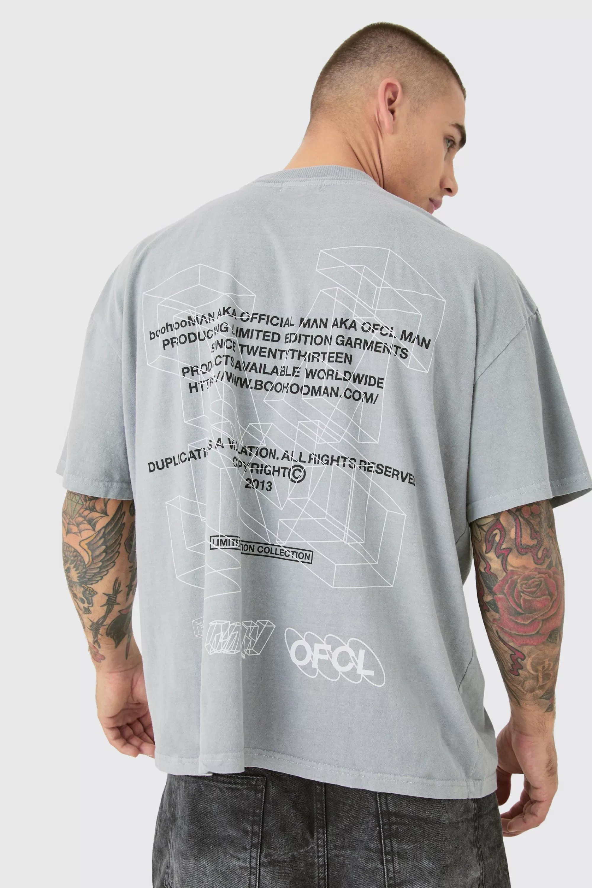 boohooMAN Oversized Extended Neck Washed M Graphic T-shirt | UK grey Clearance
