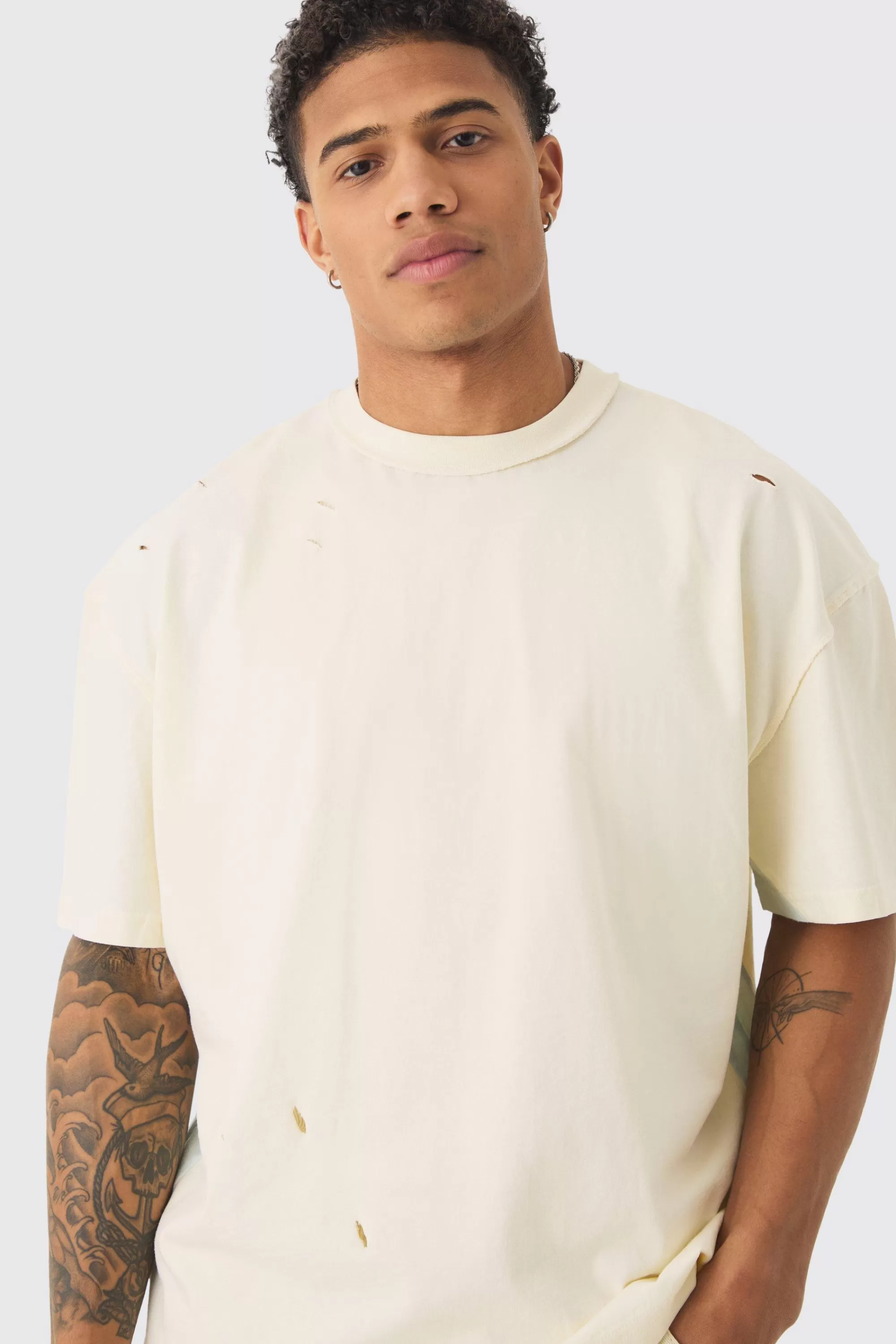 boohooMAN Oversized Official Applique Wash Heavyweight T-shirt | UK light blue Clearance