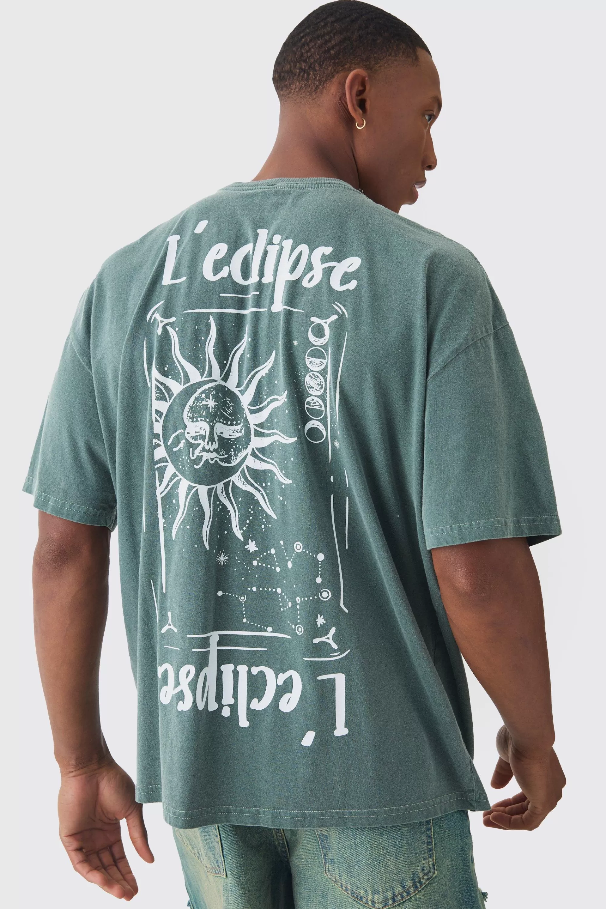 boohooMAN Oversized Washed L 'Eclipse Stencil Print T-shirt | UK khaki Sale