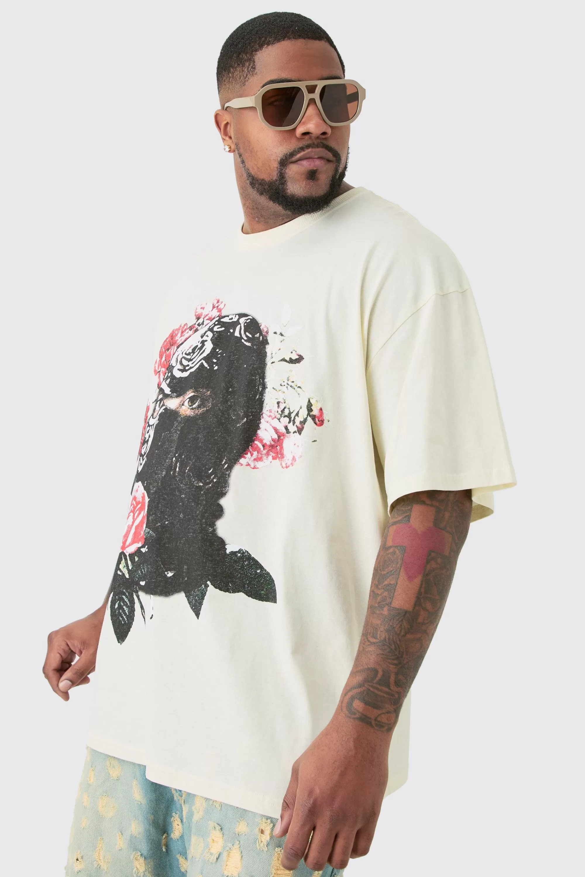 boohooMAN Plus Oversized Floral Balaclava Print T-shirt In | UK ecru Cheap