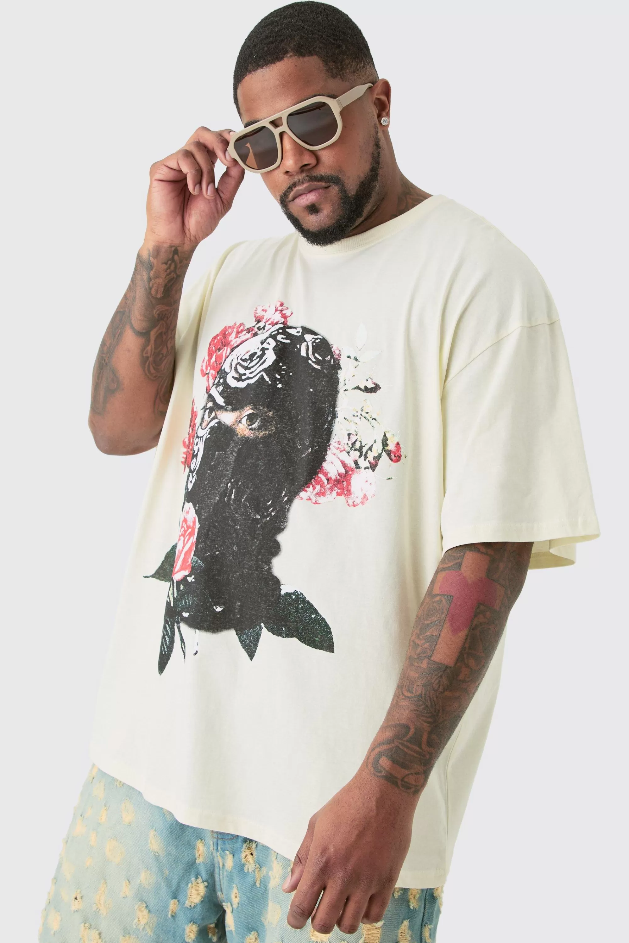 boohooMAN Plus Oversized Floral Balaclava Print T-shirt In | UK ecru Cheap