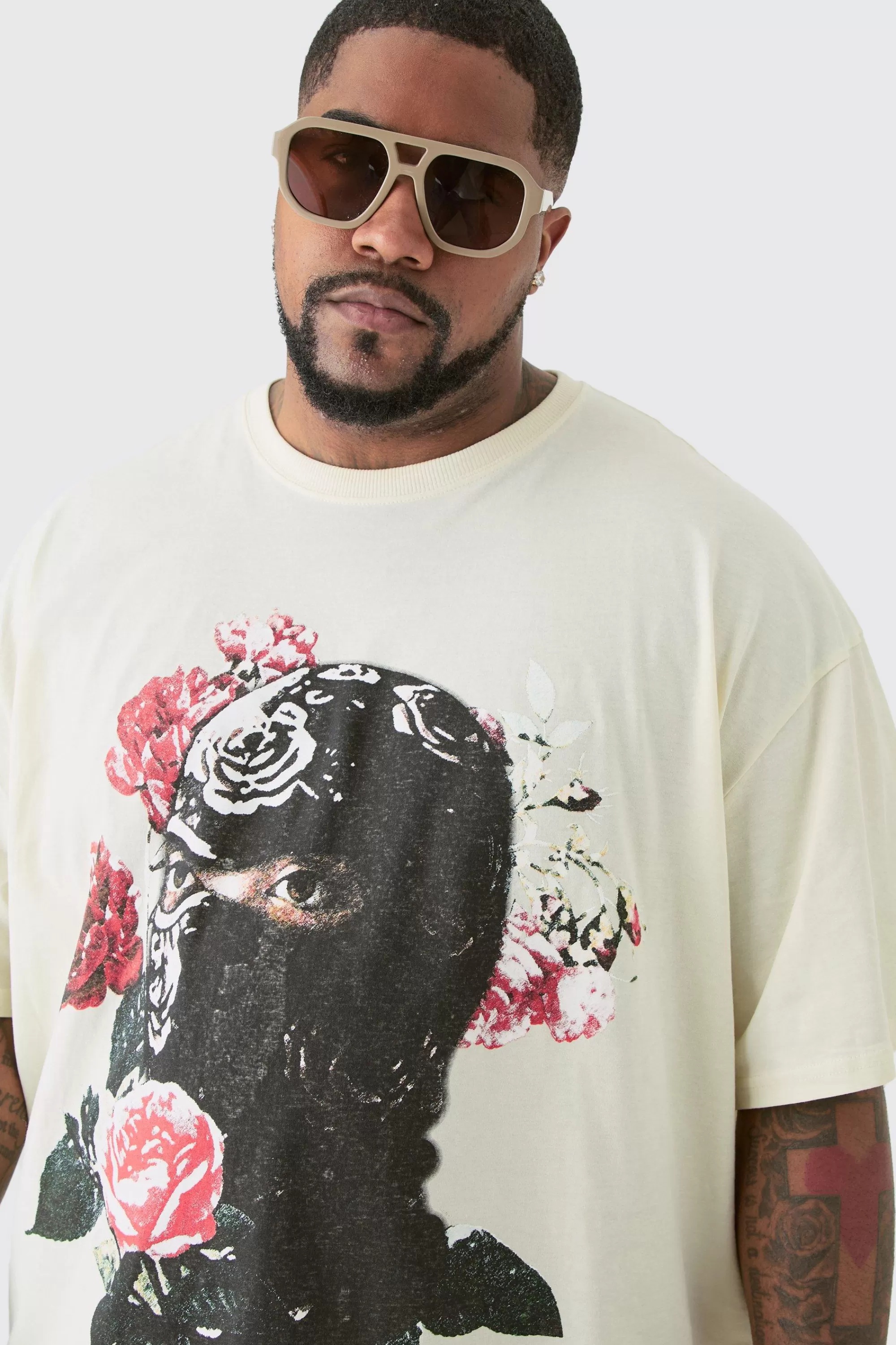 boohooMAN Plus Oversized Floral Balaclava Print T-shirt In | UK ecru Cheap