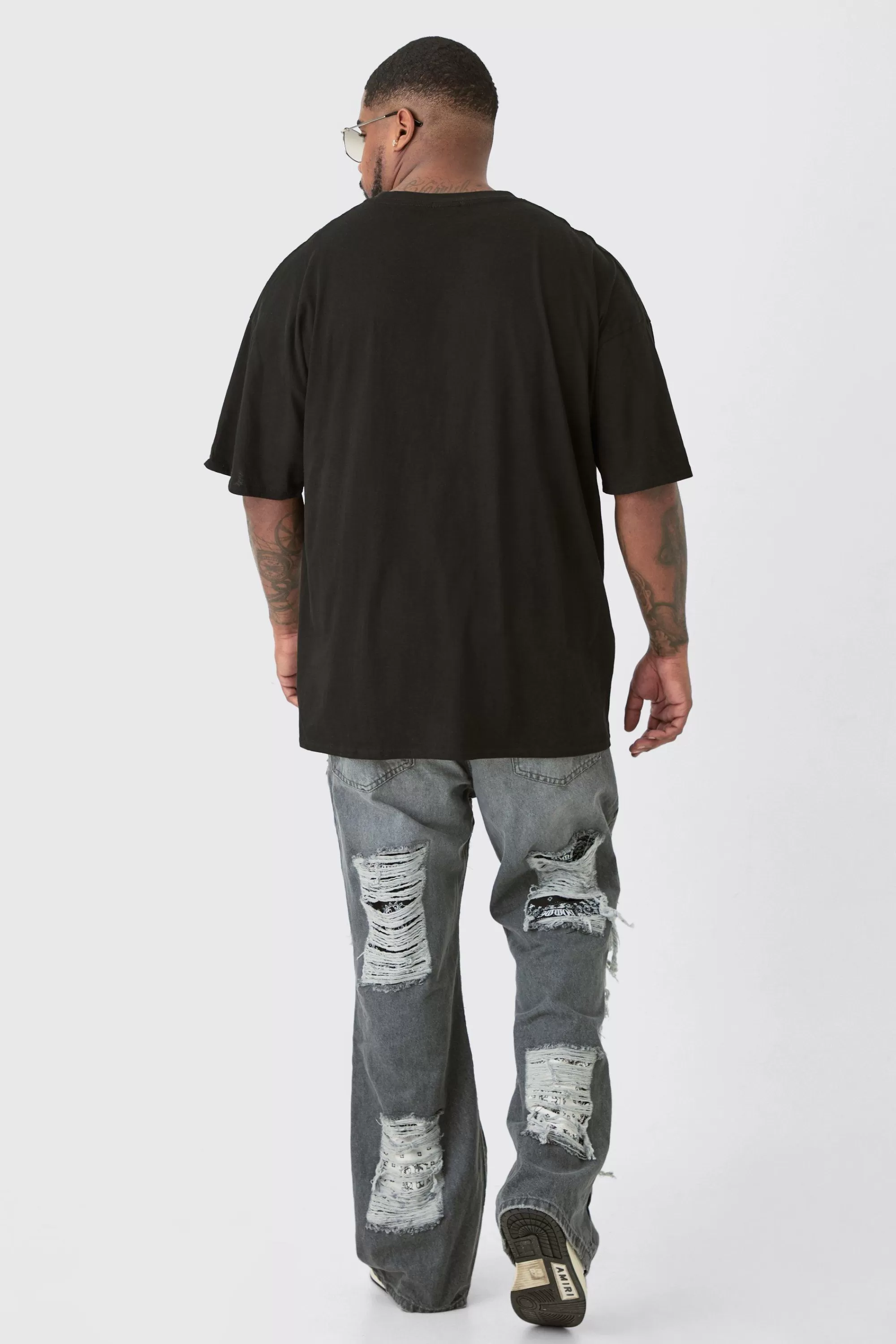 boohooMAN Plus Oversized Floral Graphic T-shirt | UK black Best Sale