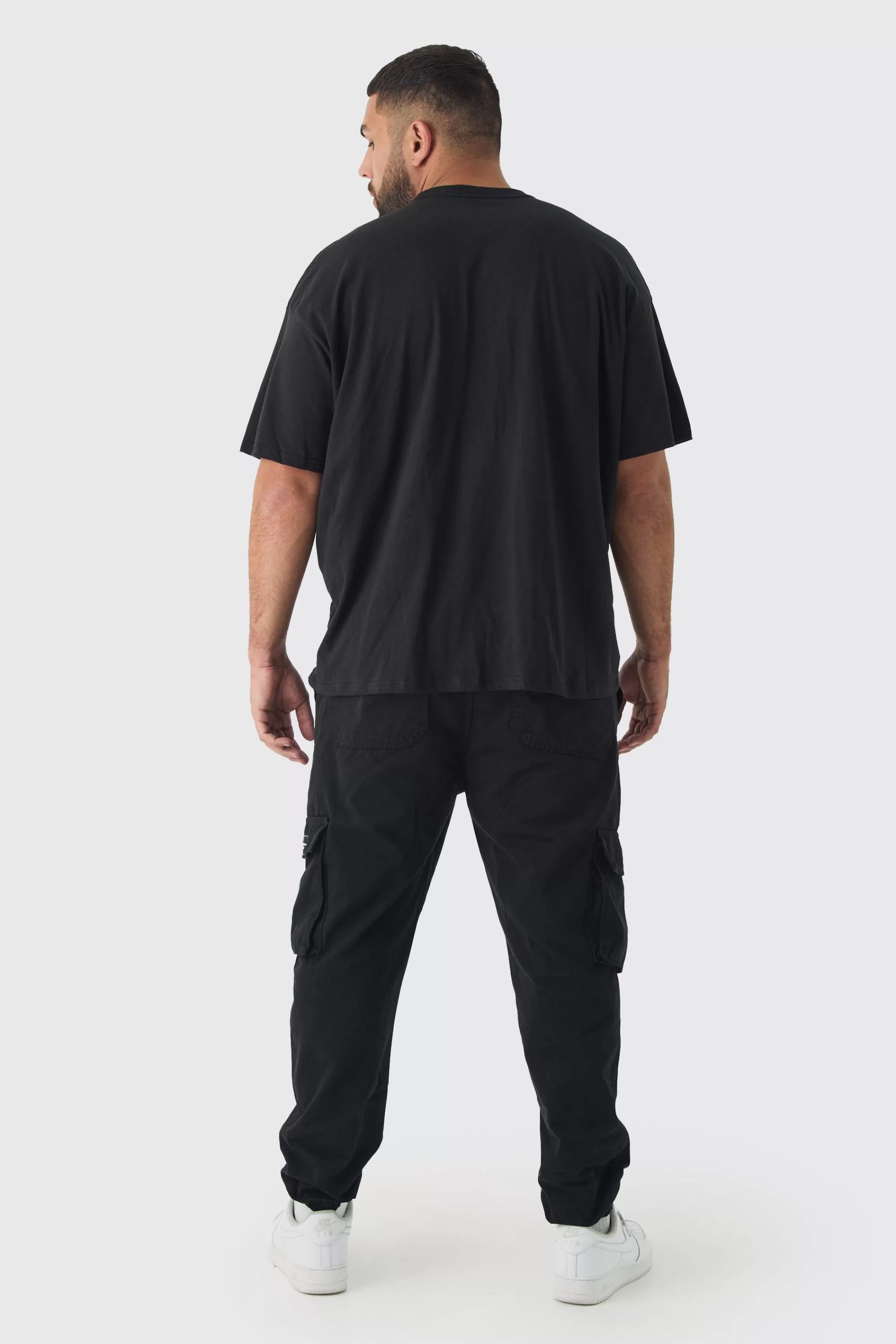 boohooMAN Plus Oversized Ofcl Embroidered T-shirt In | UK black Online