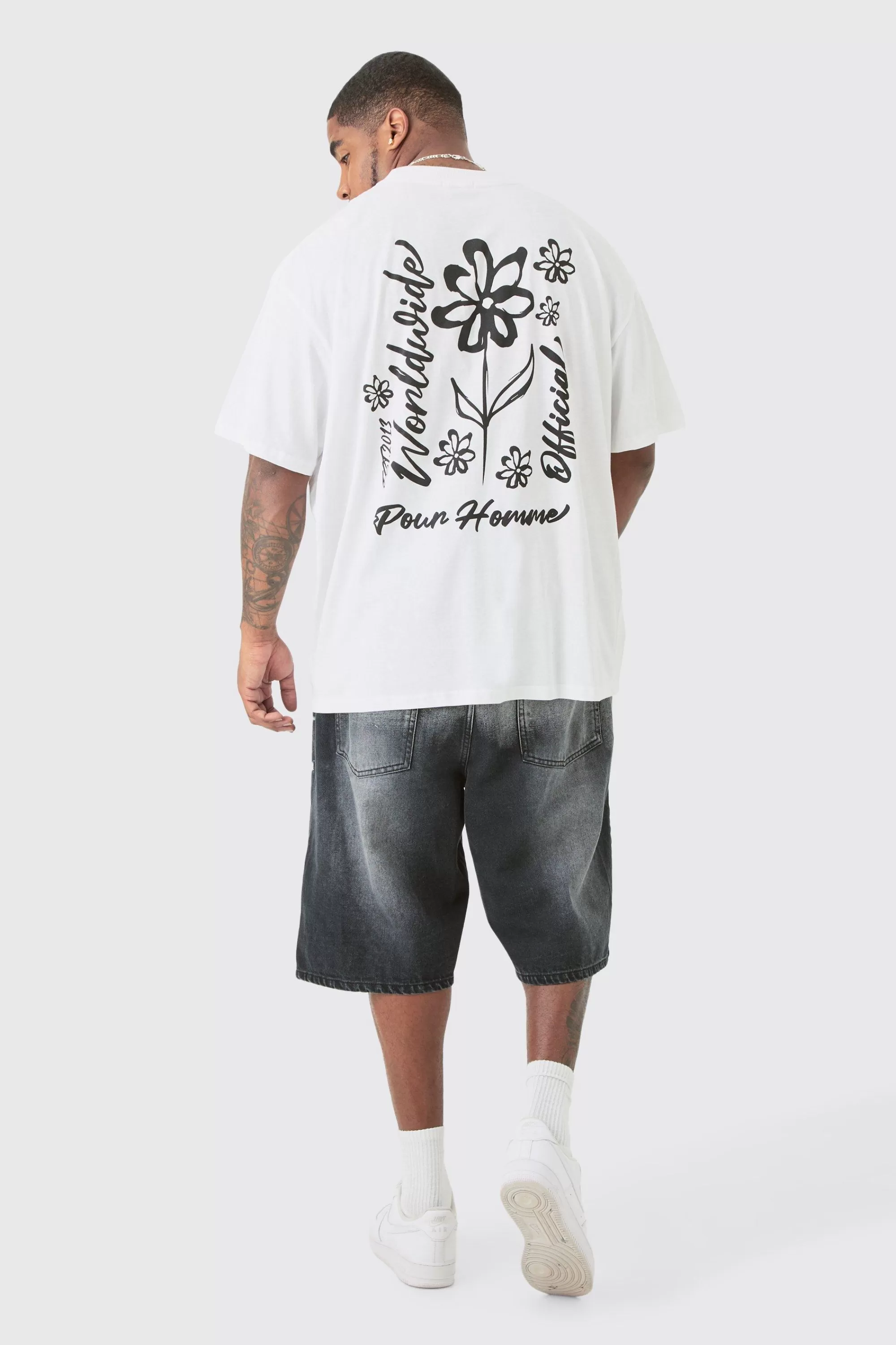 boohooMAN Plus Oversized Pour Homme Line Drawing Print T-shirt | UK white Hot