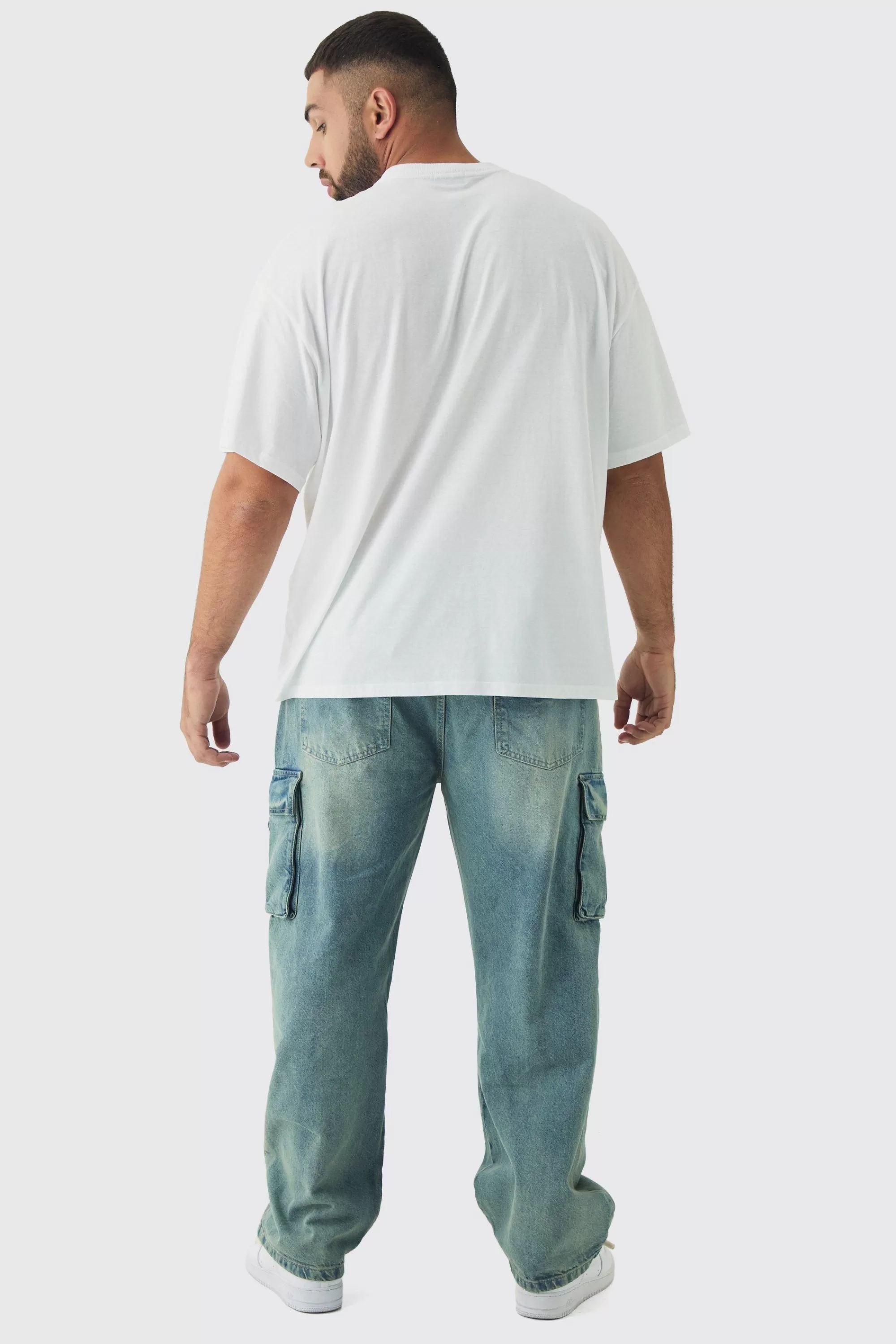 boohooMAN Plus Spiderweb Balaclava Graphic T-Shirt | UK white Sale
